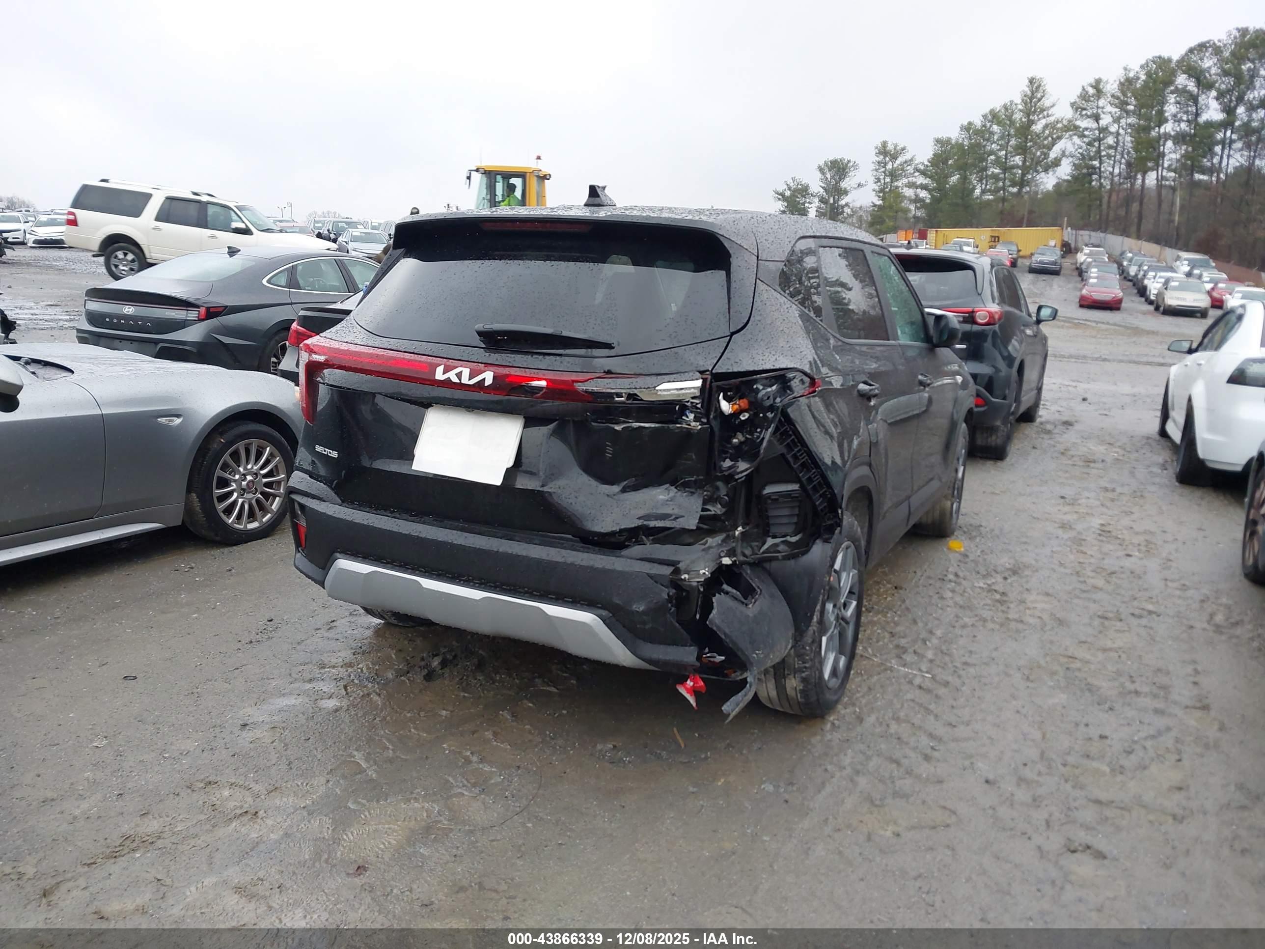 KIA SELTOS image 4