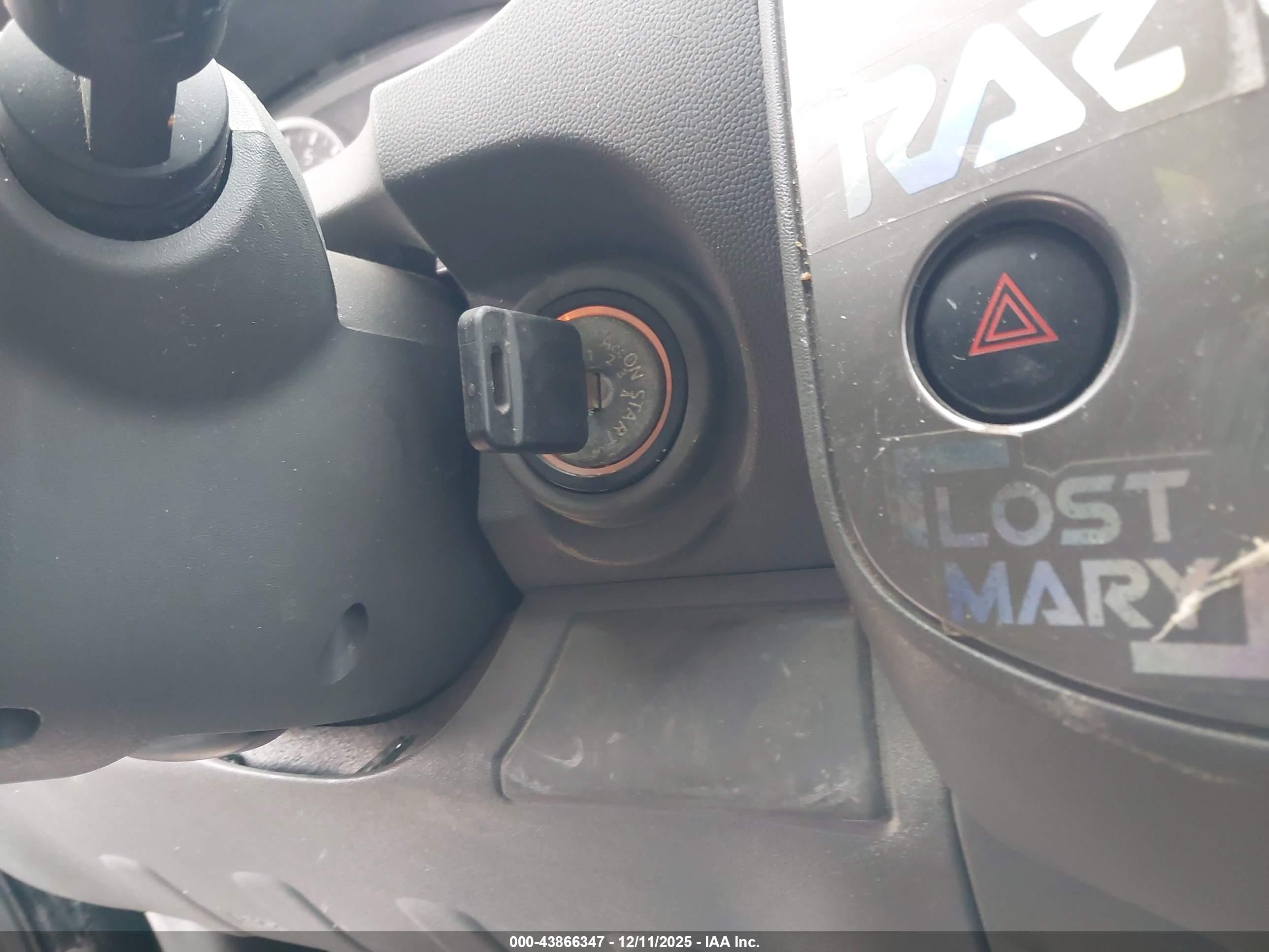 NISSAN FRONTIER image 11
