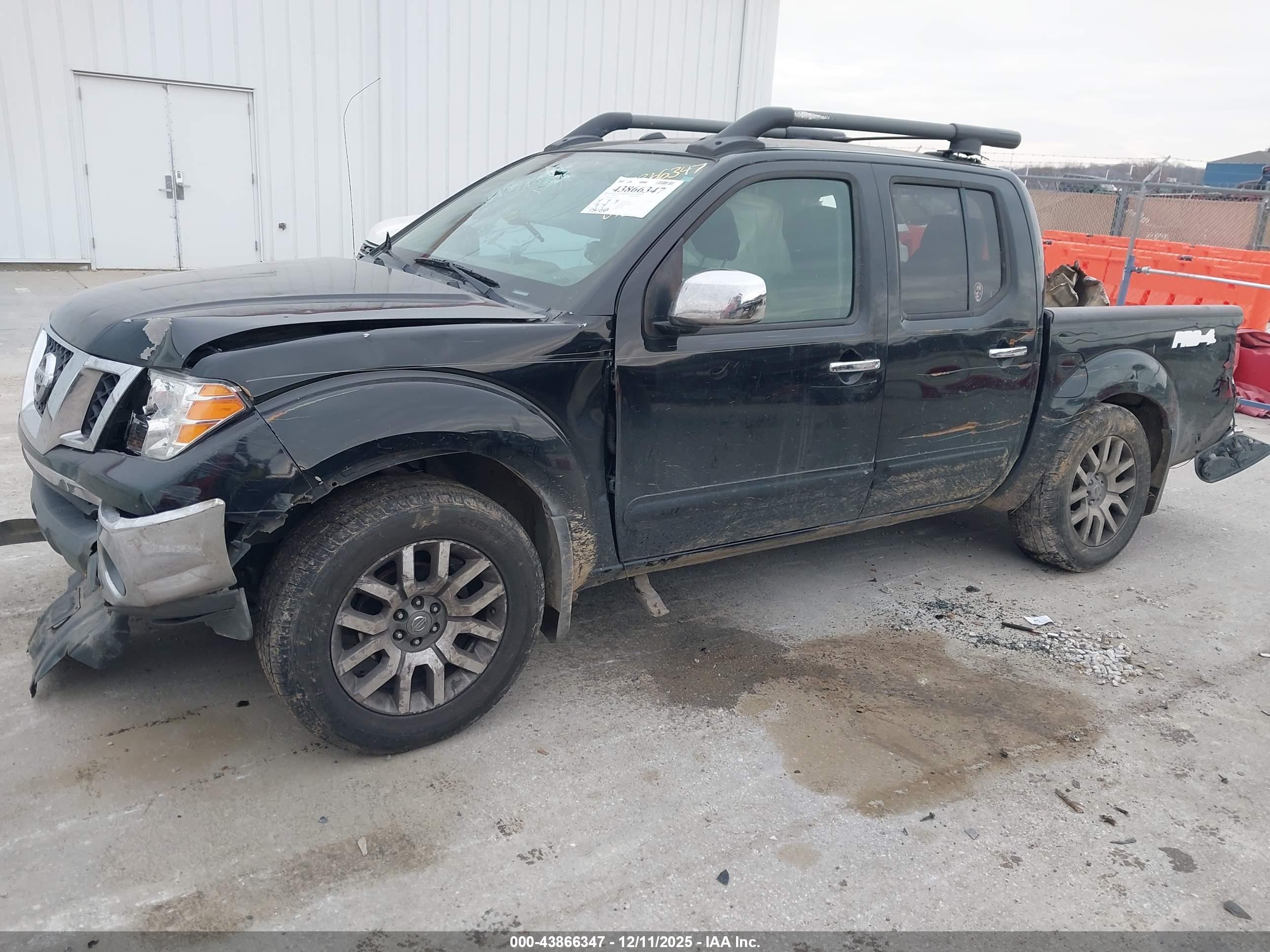 NISSAN FRONTIER image 6