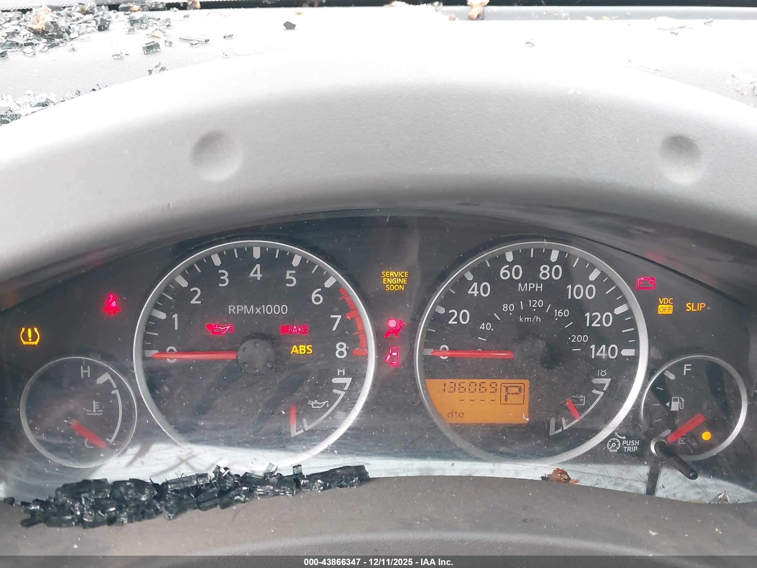 NISSAN FRONTIER image 7