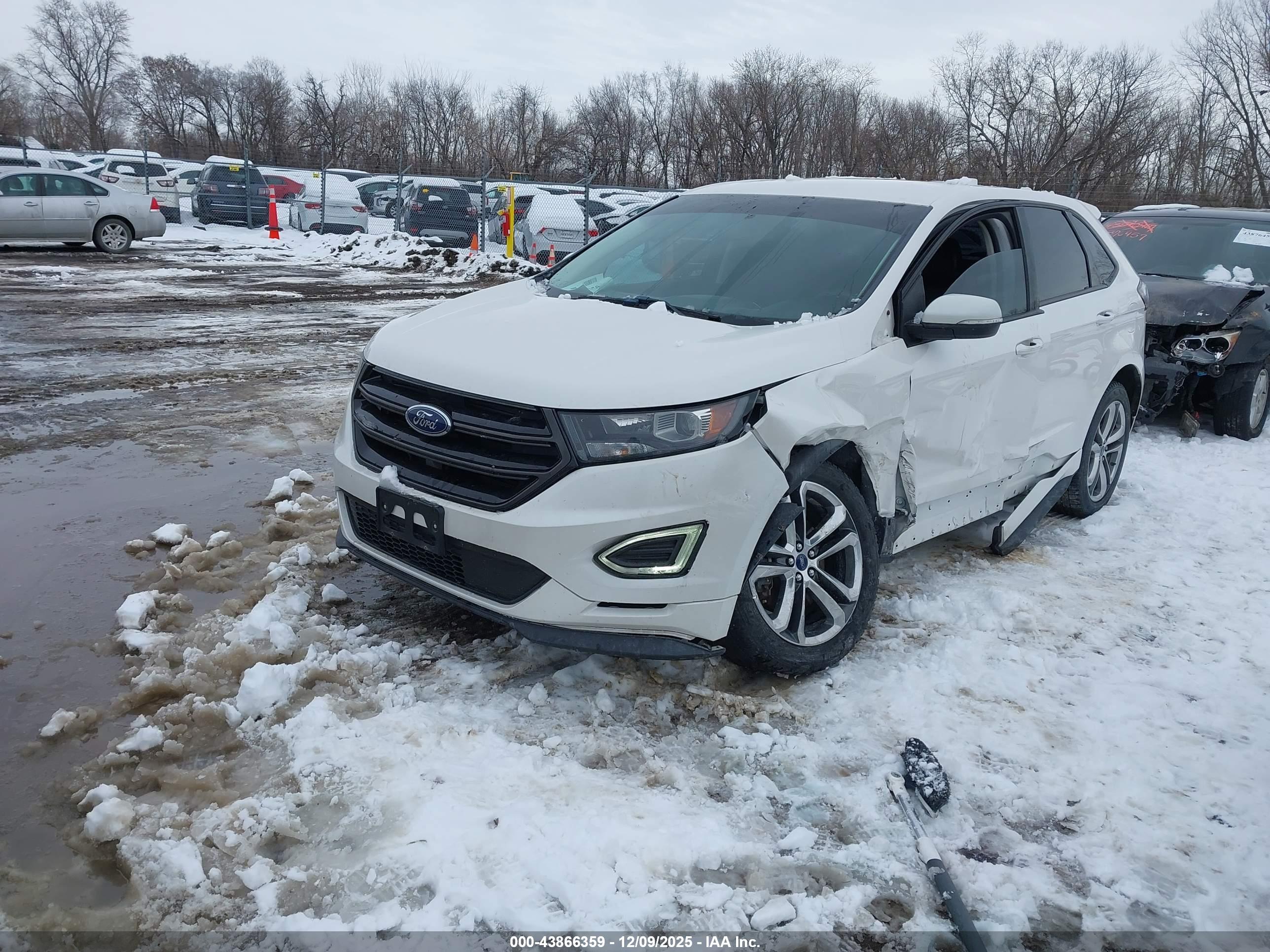 FORD EDGE image 2