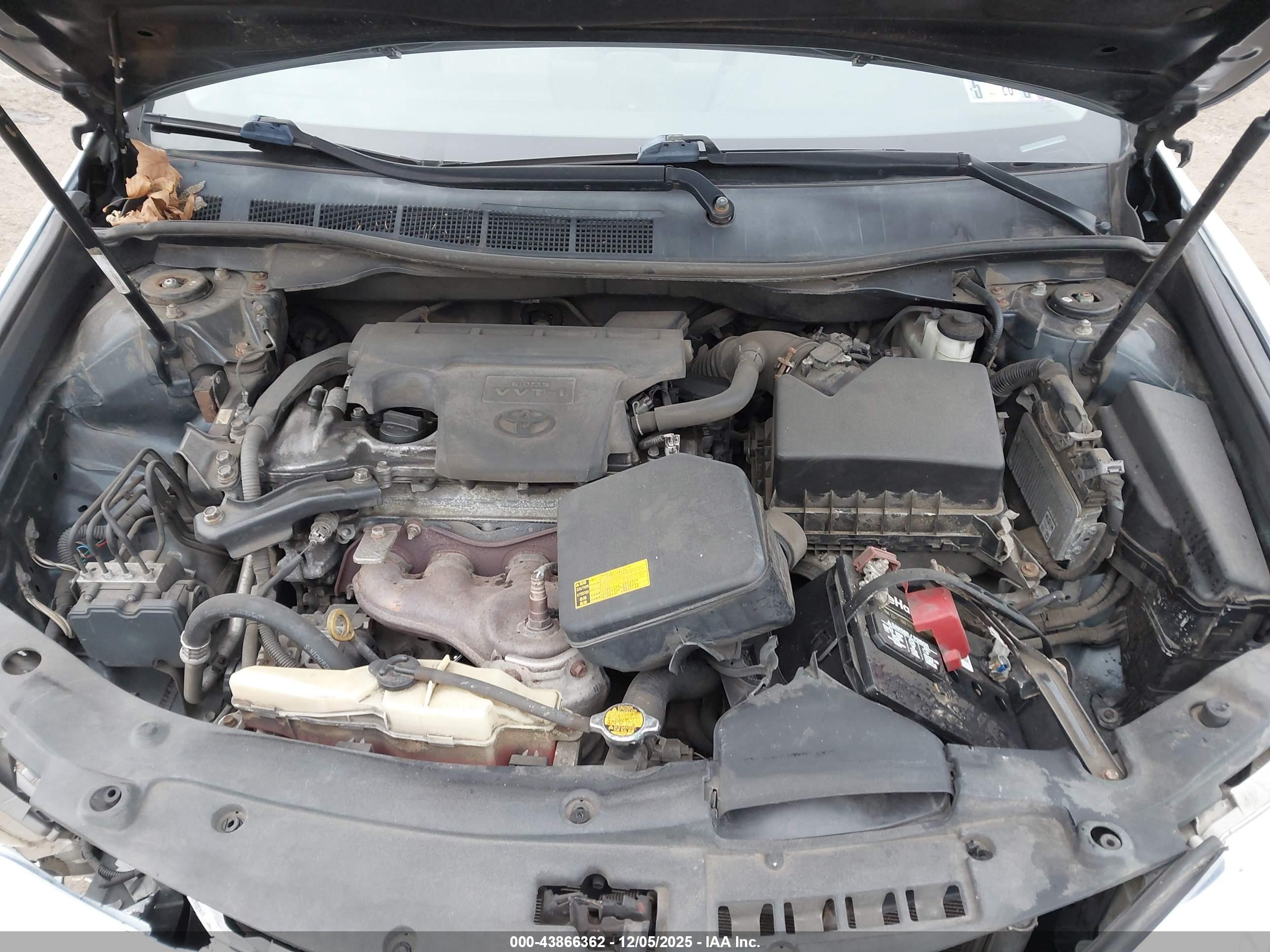 TOYOTA CAMRY image 10