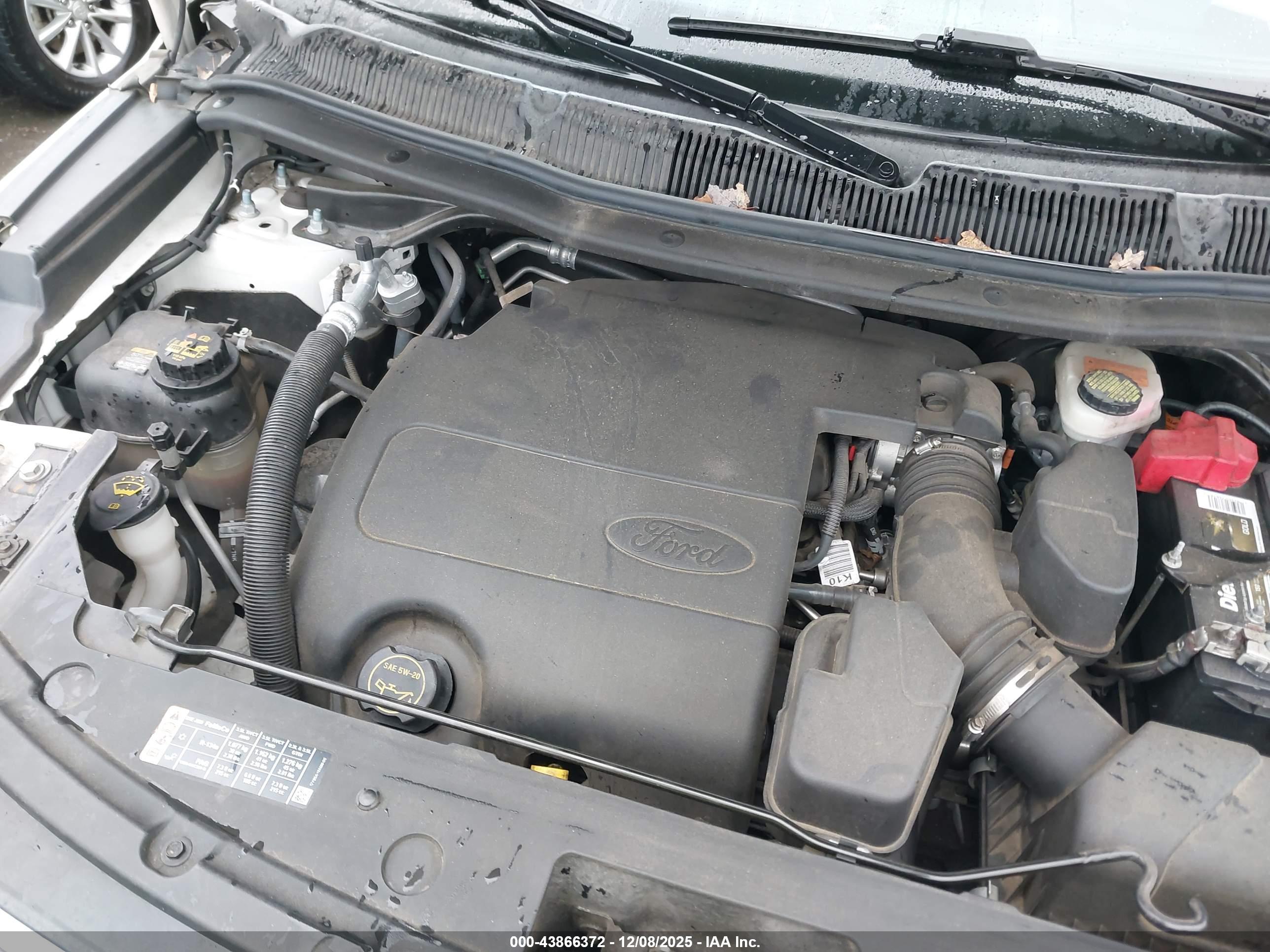 FORD EXPLORER image 10