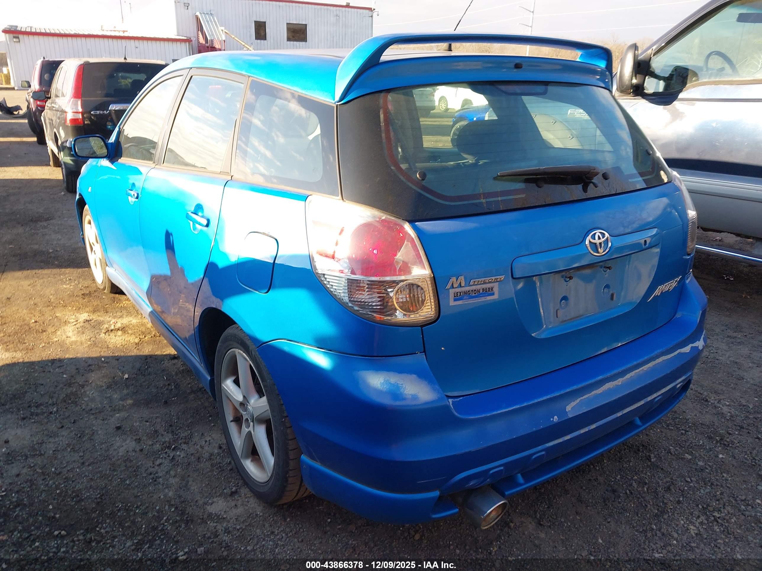 TOYOTA MATRIX image 3