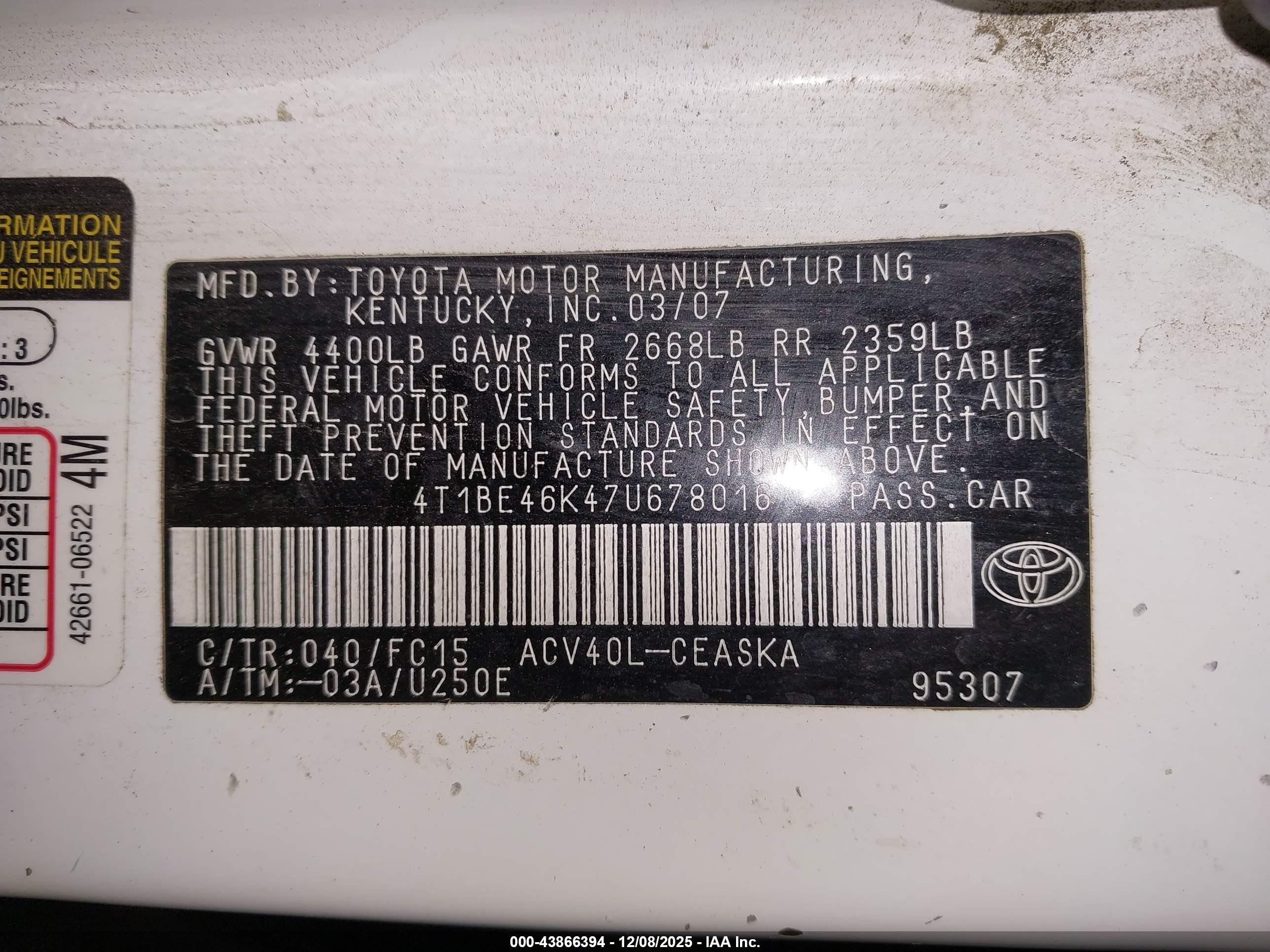 TOYOTA CAMRY image 9