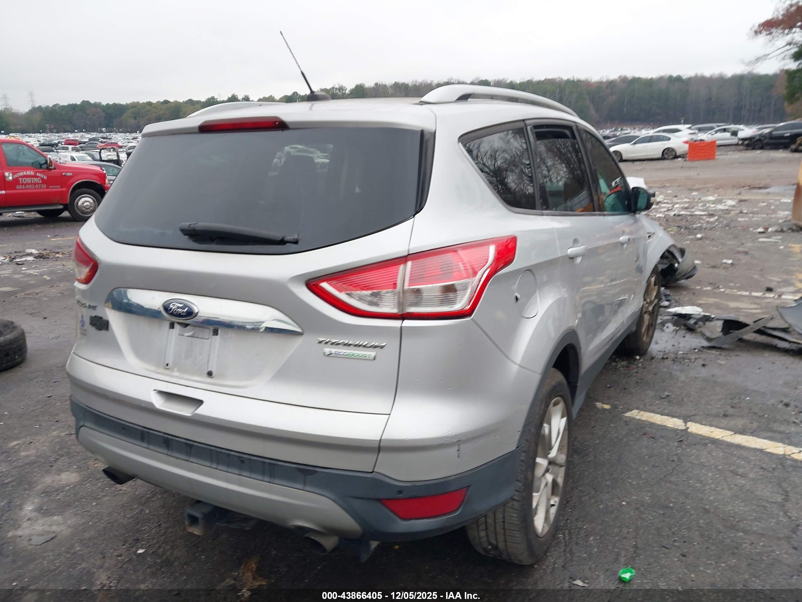 FORD ESCAPE image 4