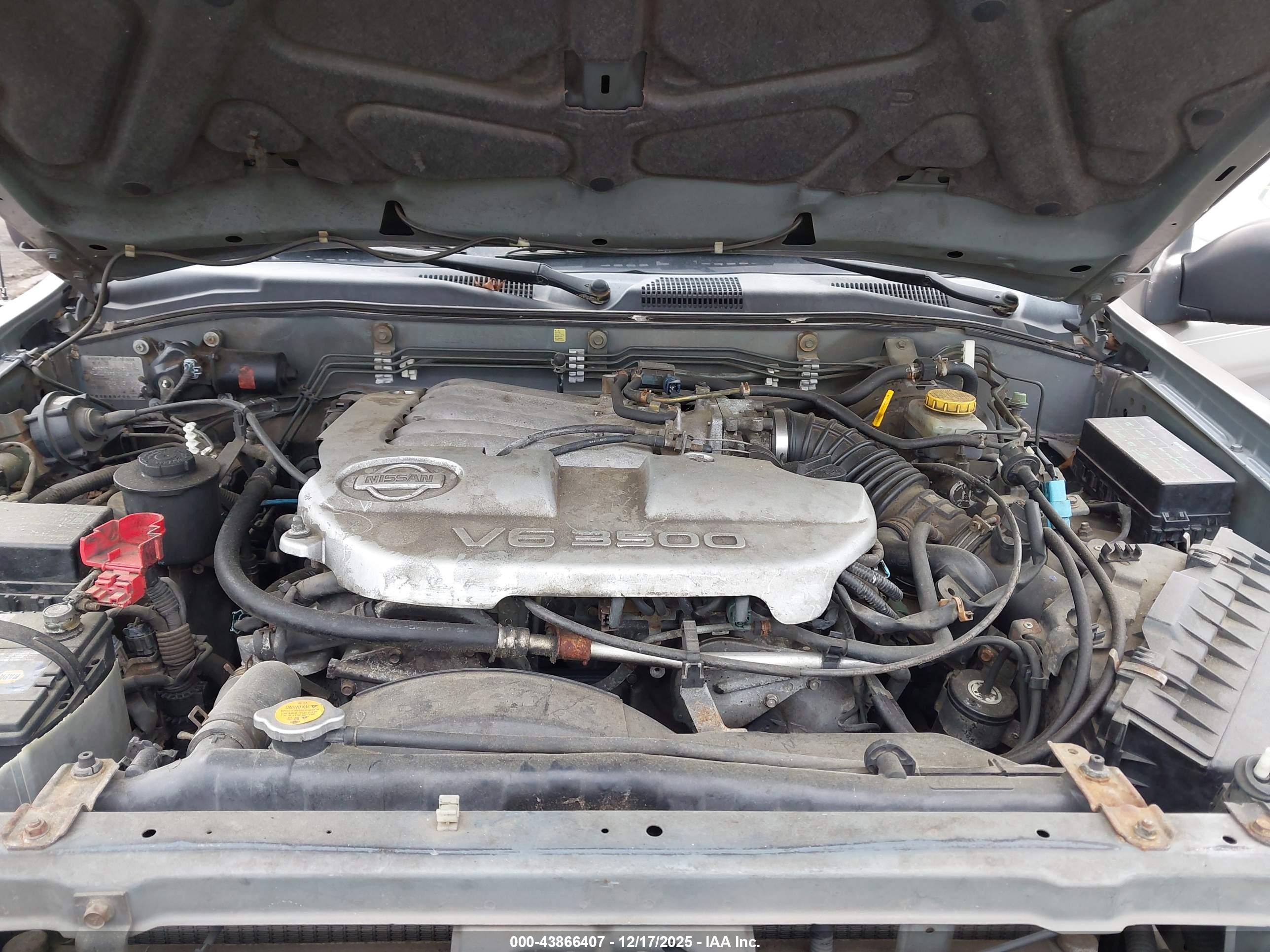 NISSAN PATHFINDER image 10