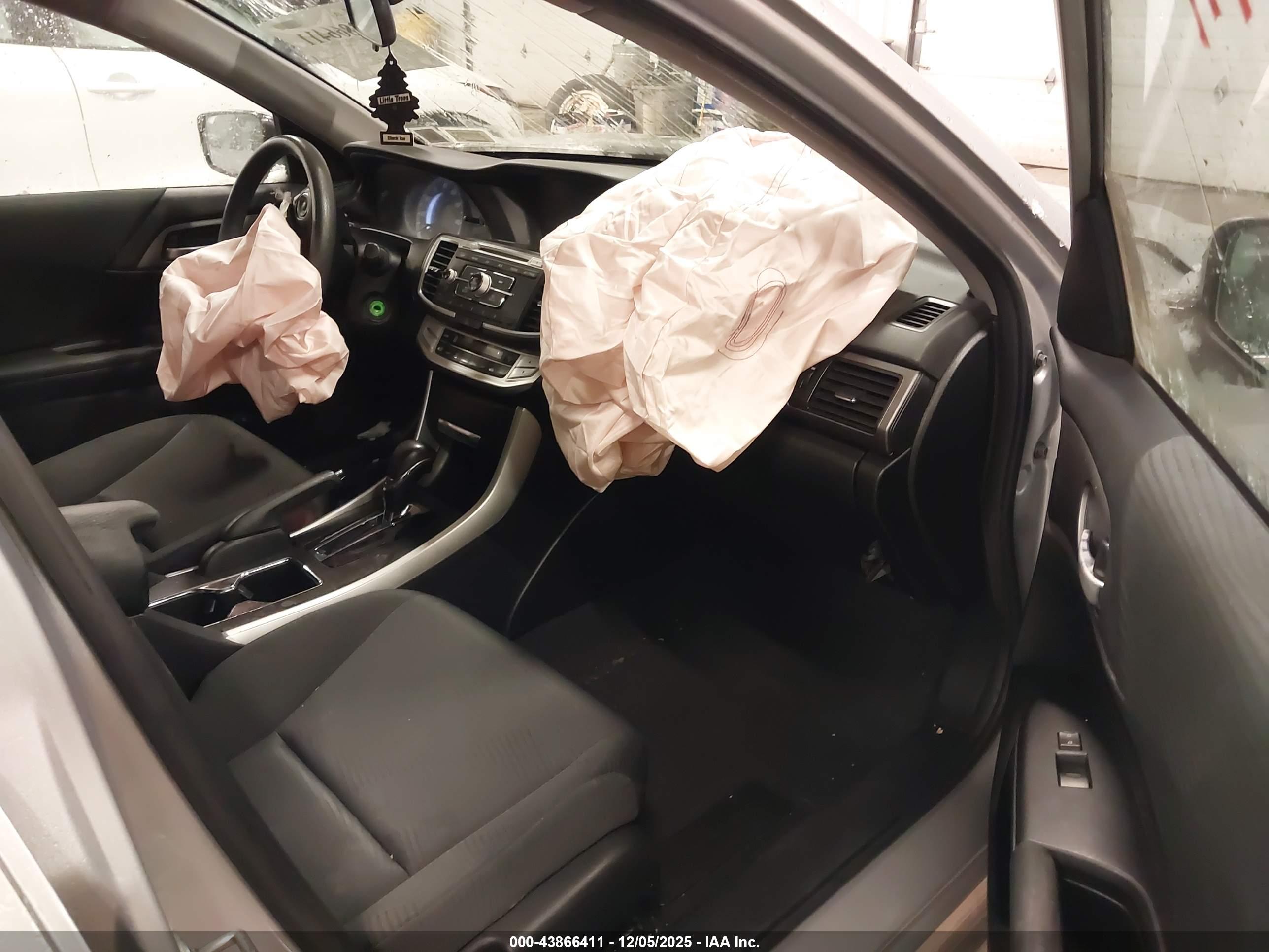HONDA ACCORD image 5