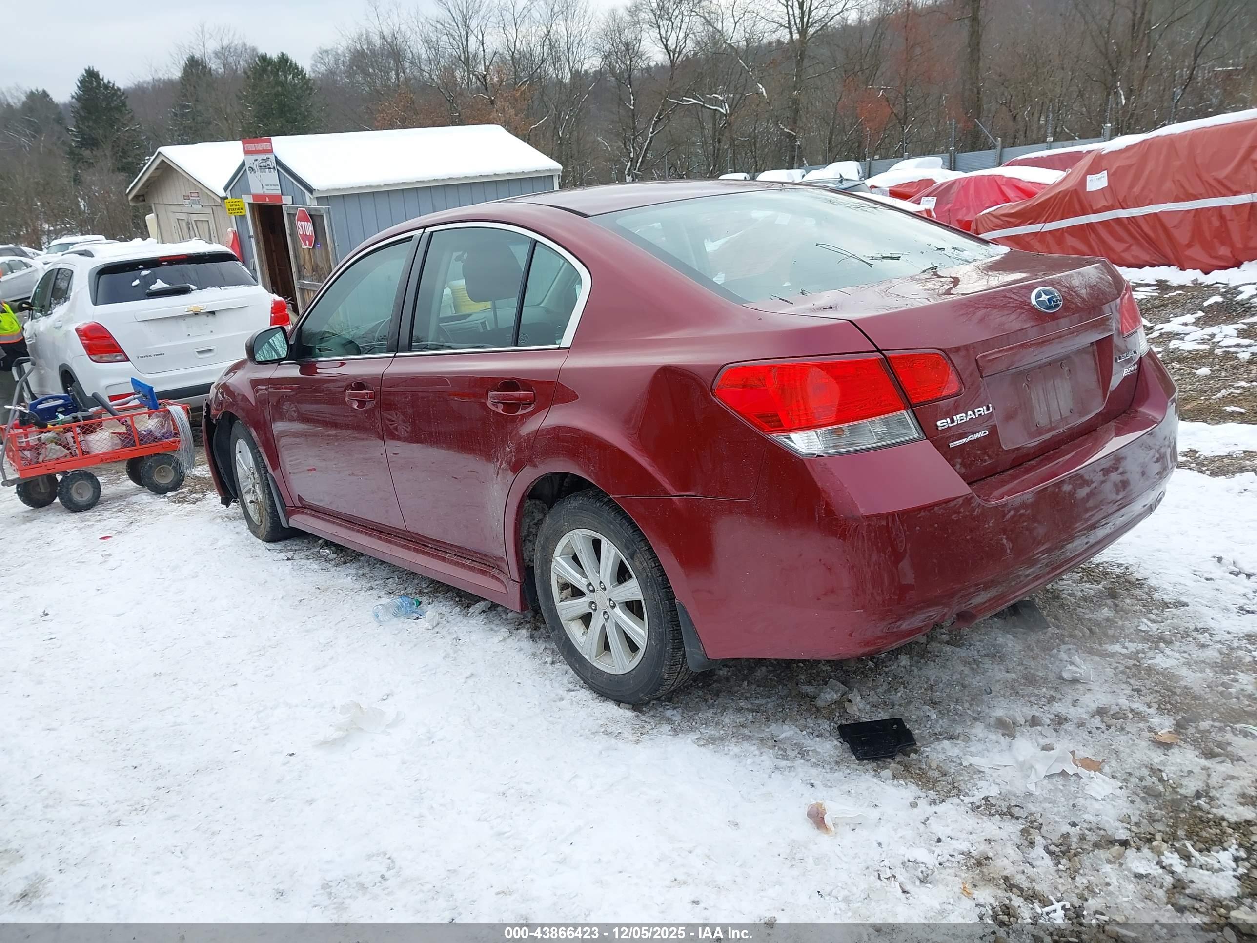 SUBARU LEGACY image 3
