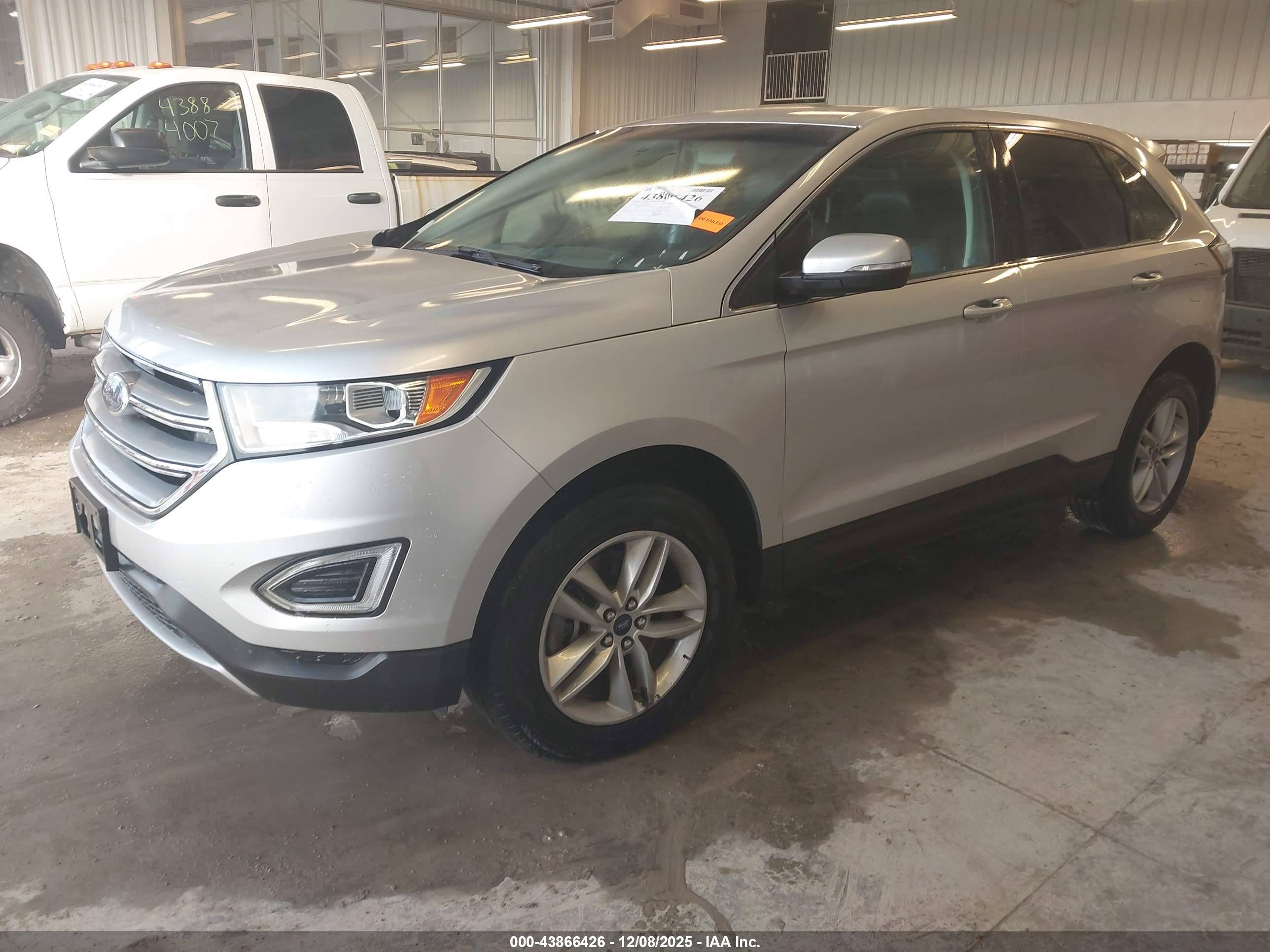 FORD EDGE image 2