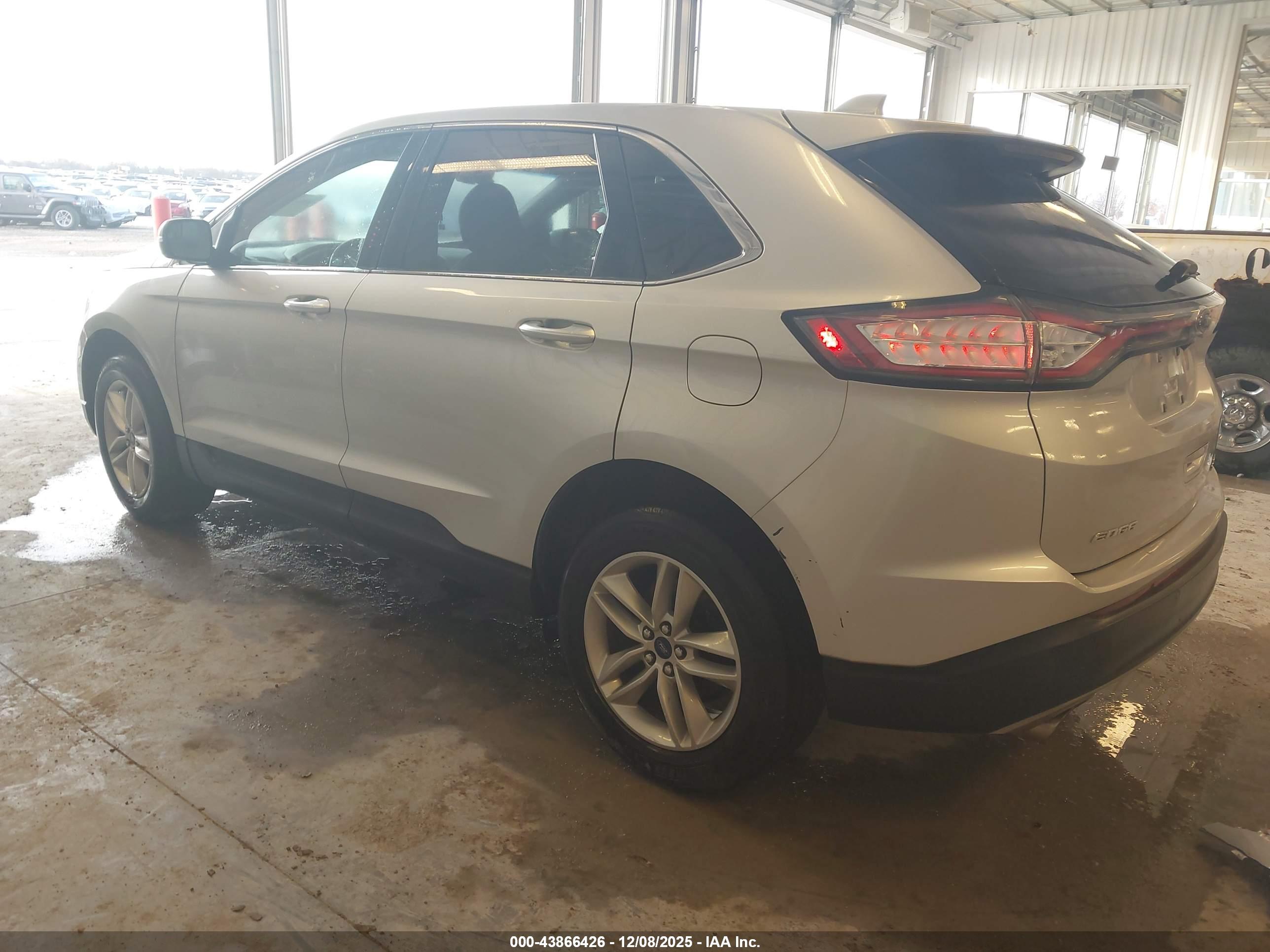 FORD EDGE image 3