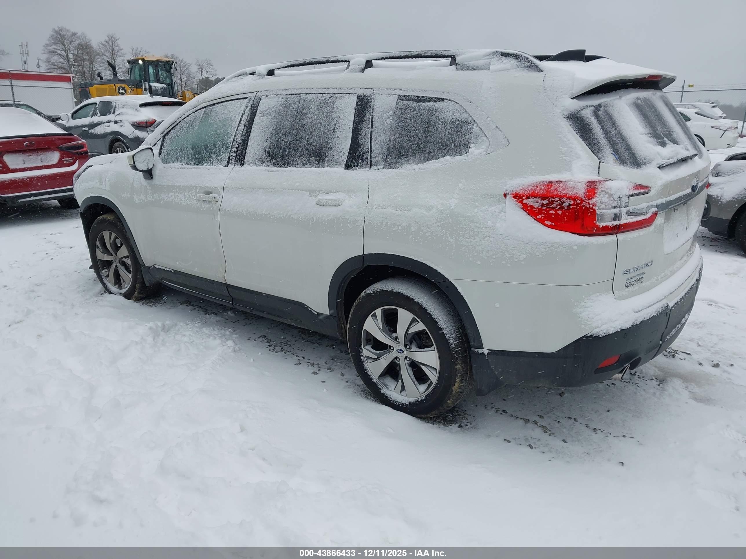 SUBARU ASCENT image 3