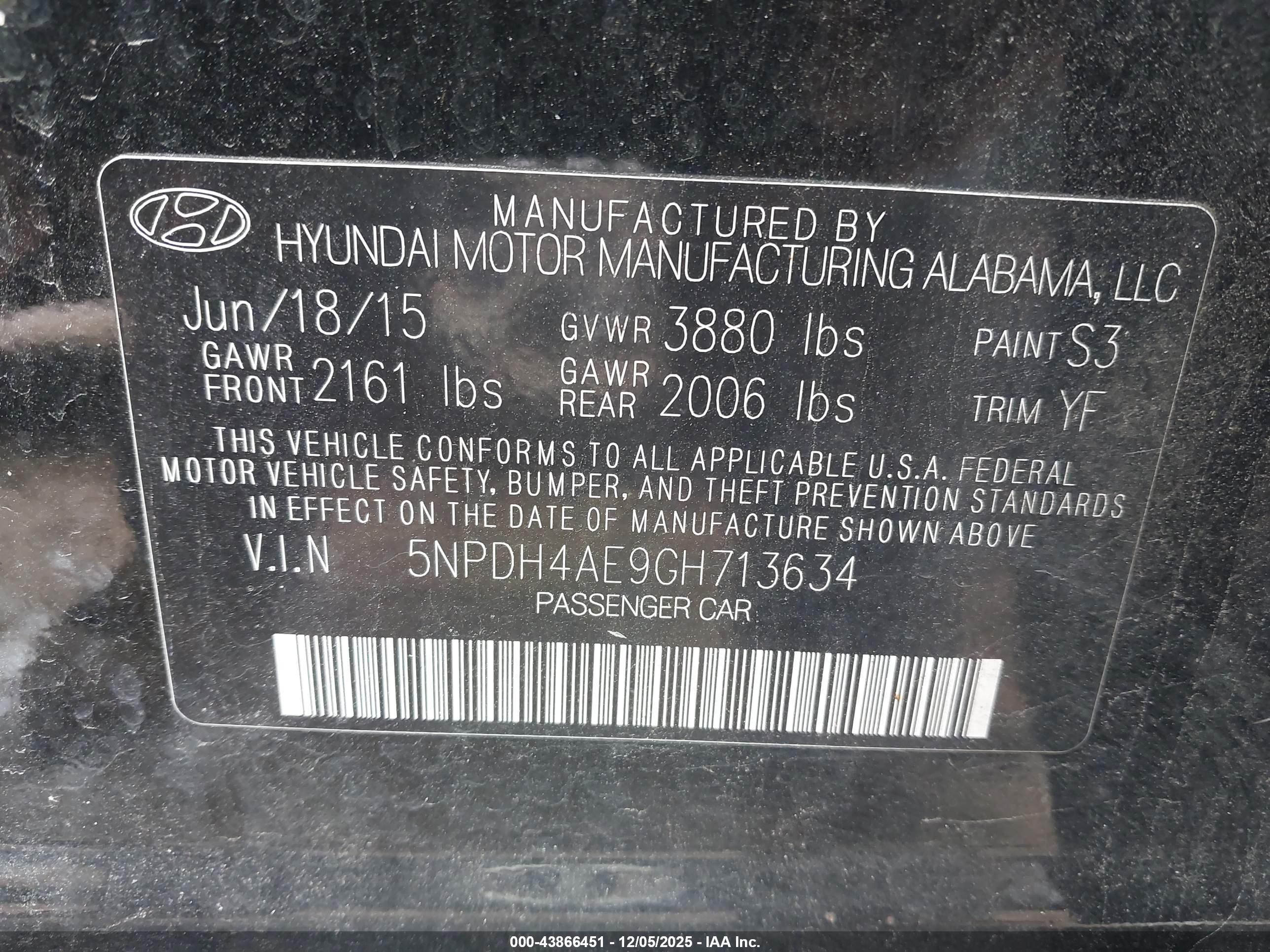 HYUNDAI ELANTRA image 9