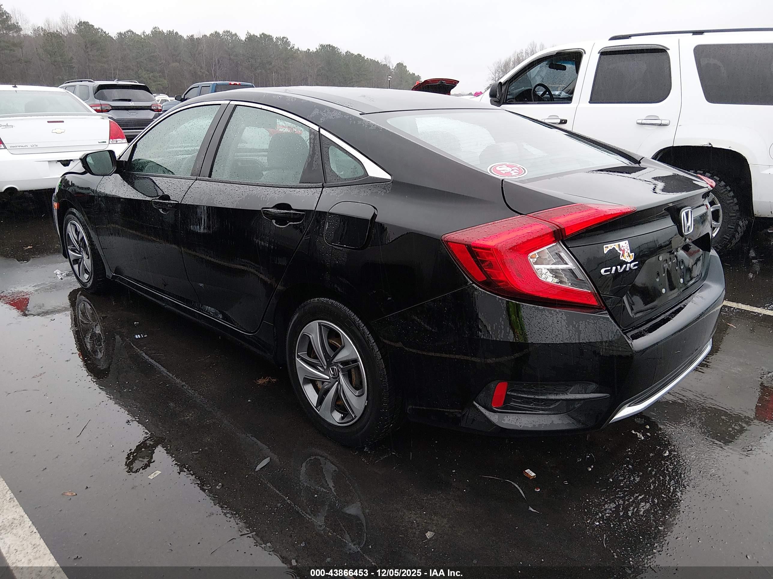 HONDA CIVIC image 3
