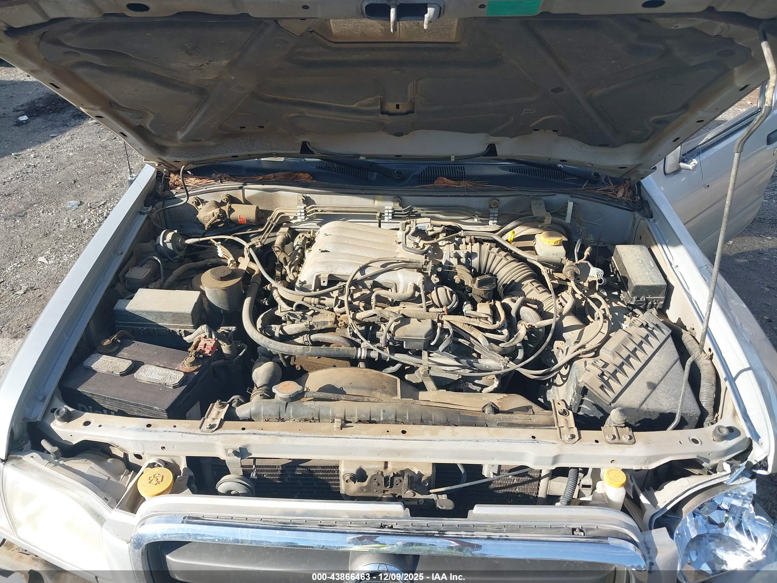 NISSAN PATHFINDER image 10