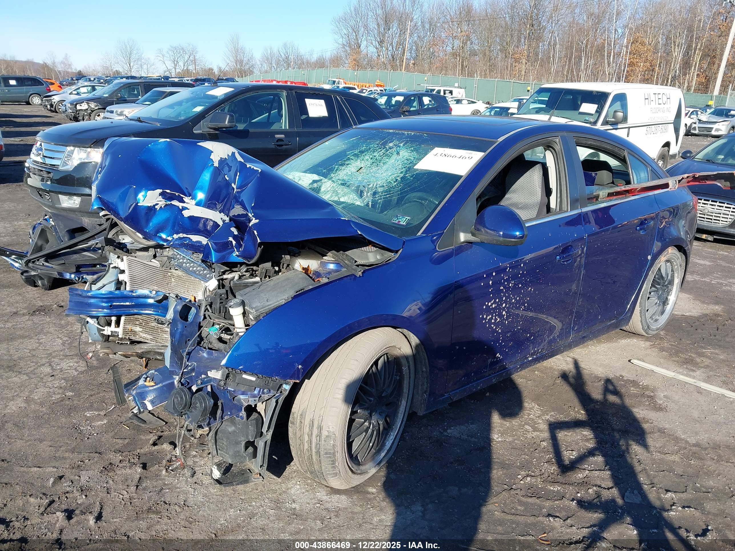 CHEVROLET CRUZE image 2