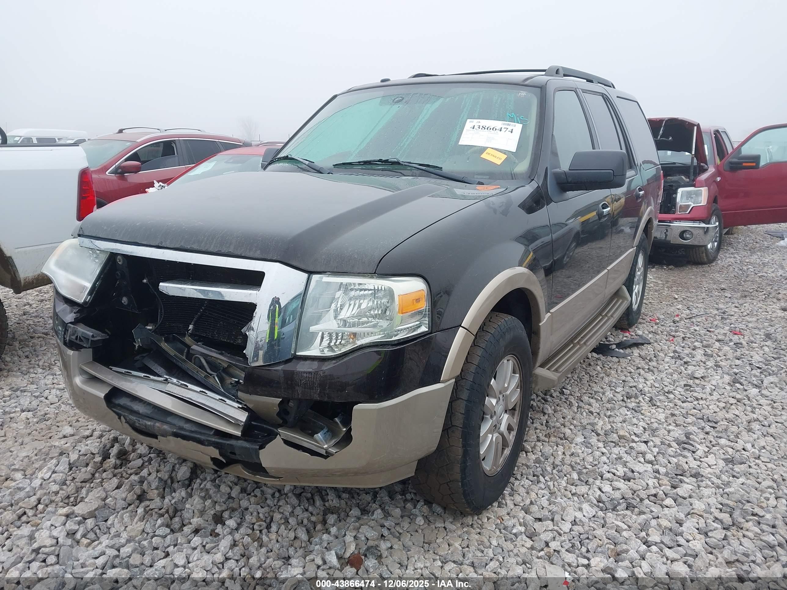 FORD EXPEDITION image 2