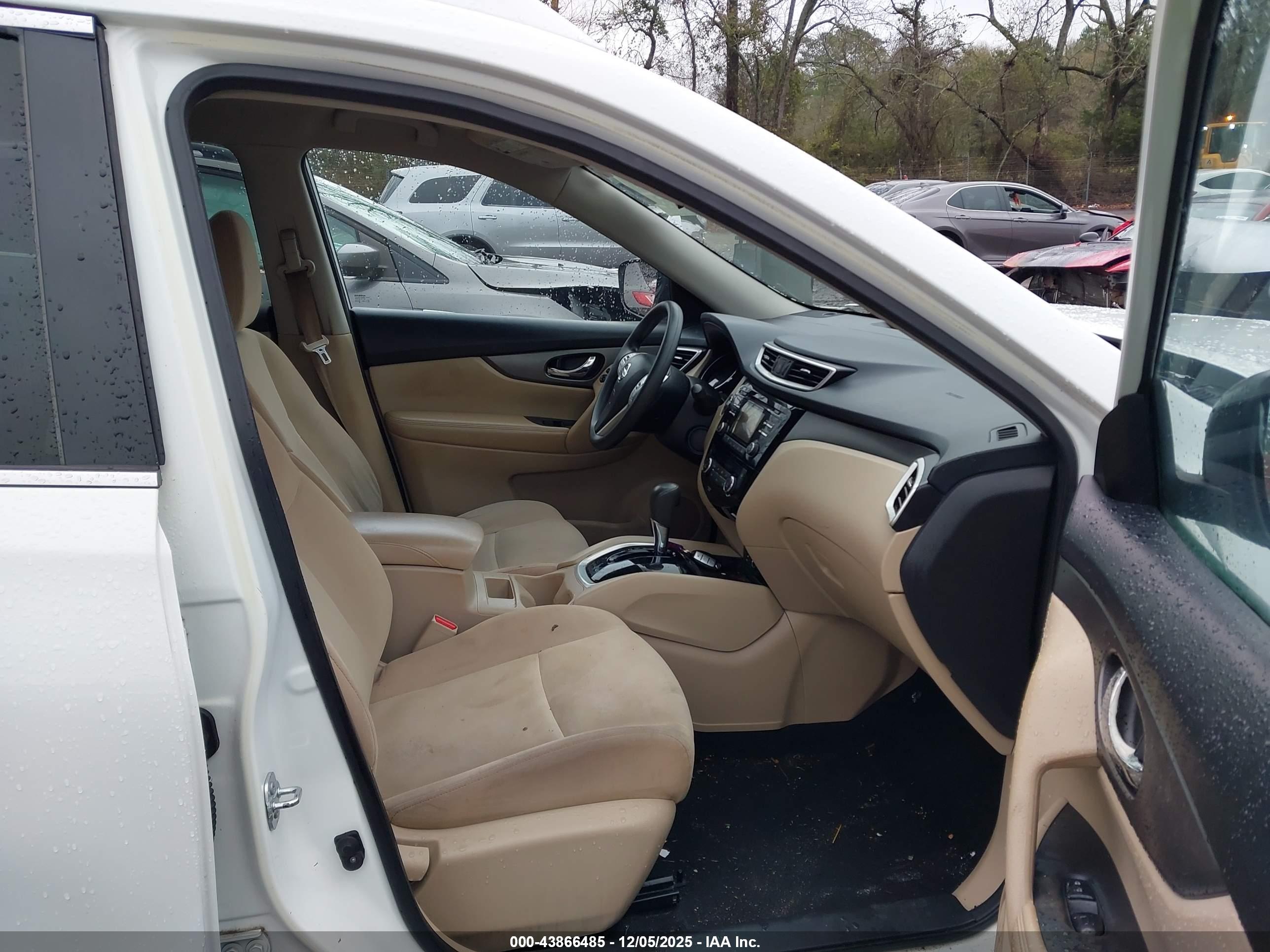 NISSAN ROGUE image 5