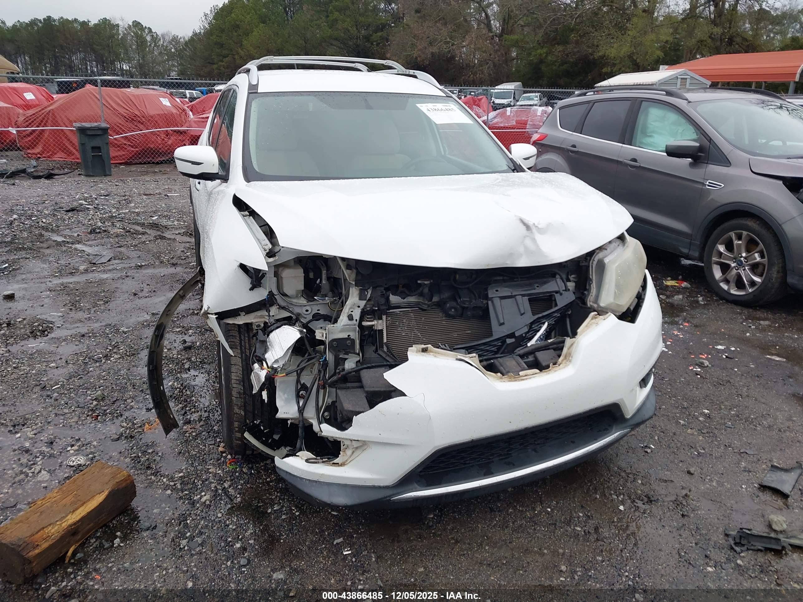 NISSAN ROGUE image 6