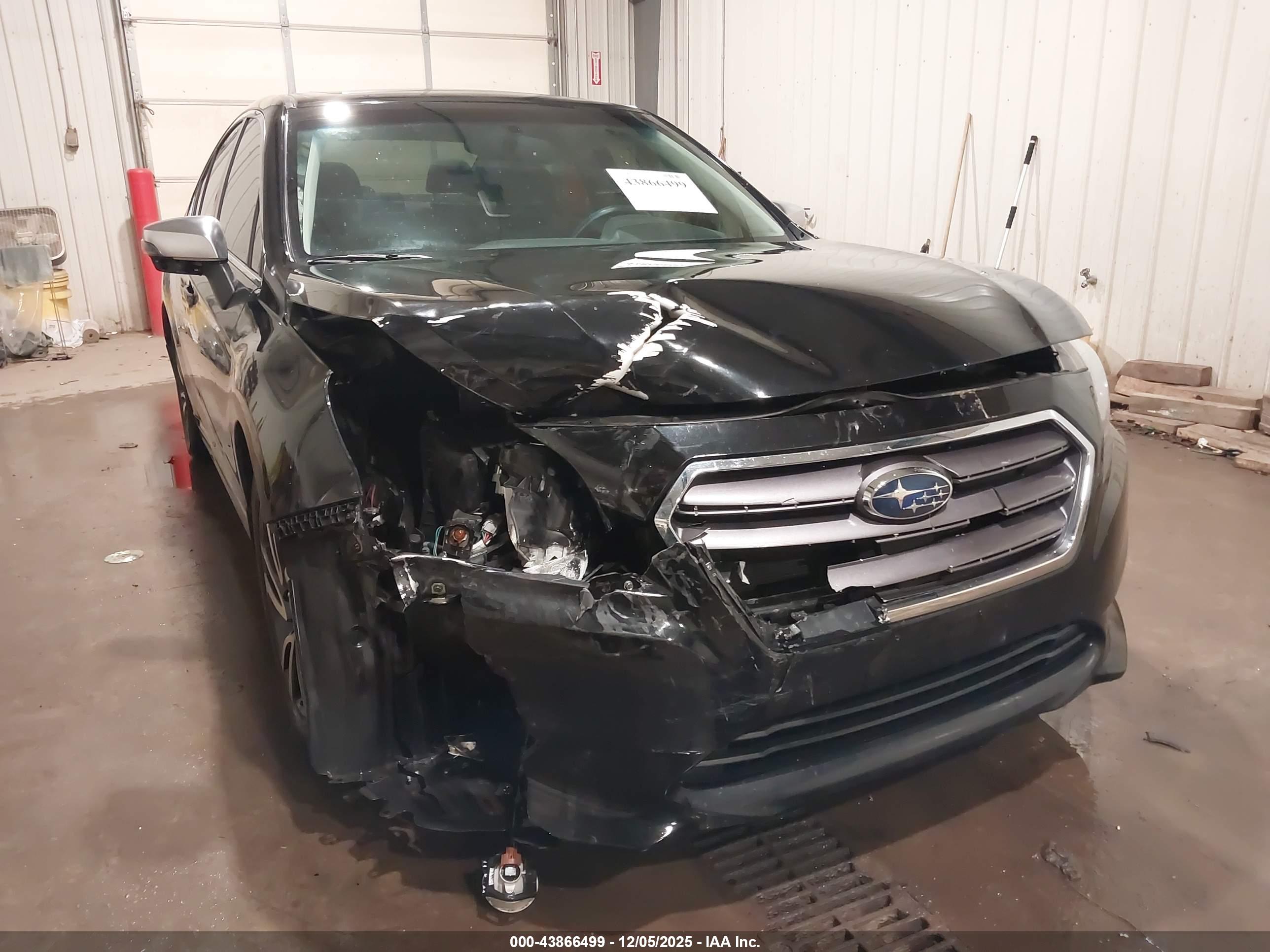 SUBARU LEGACY image 6