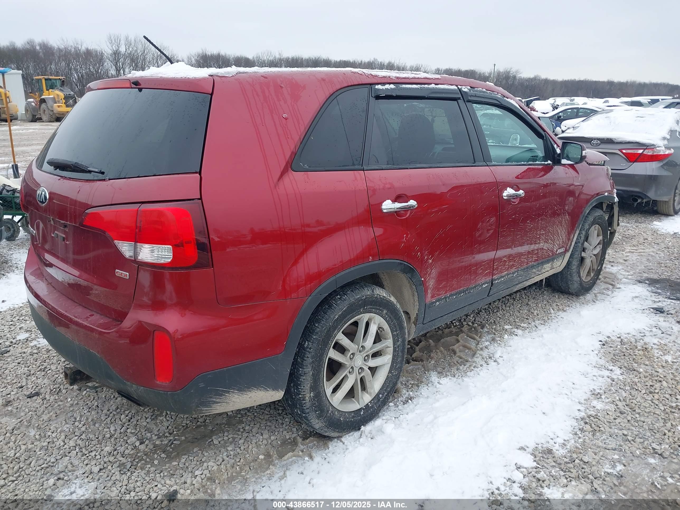 KIA SORENTO image 4