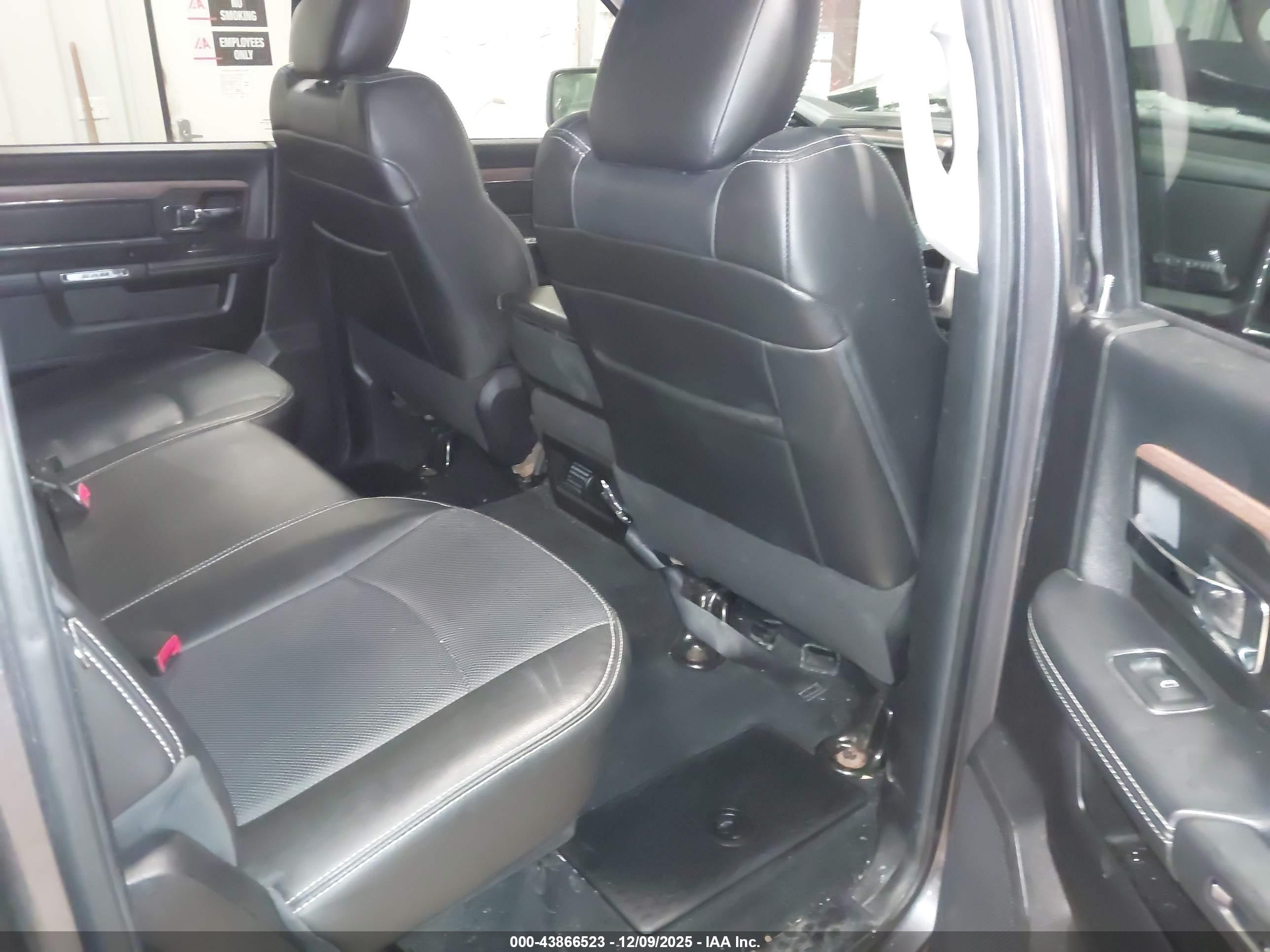 RAM 1500 image 8
