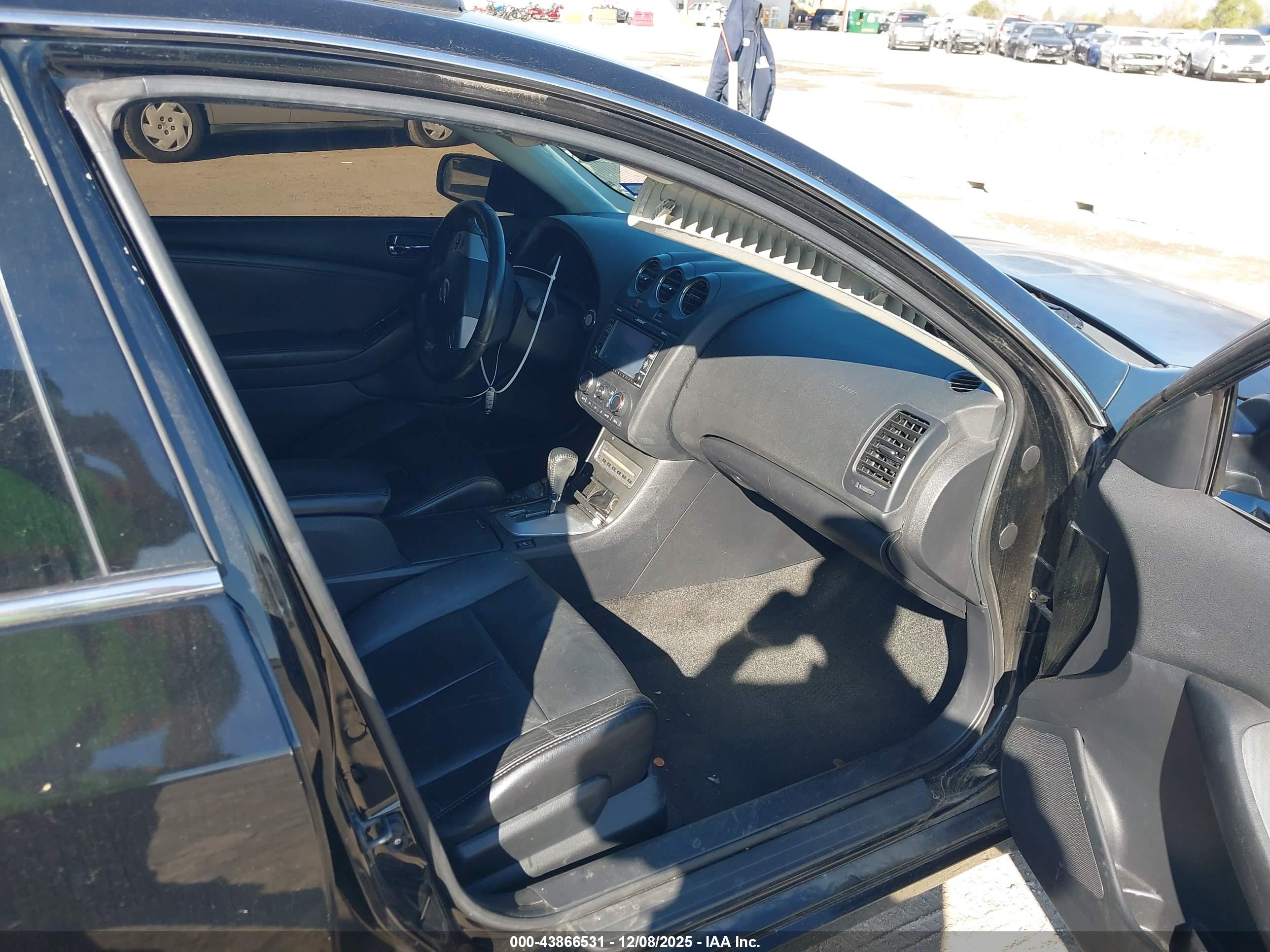 NISSAN ALTIMA image 5