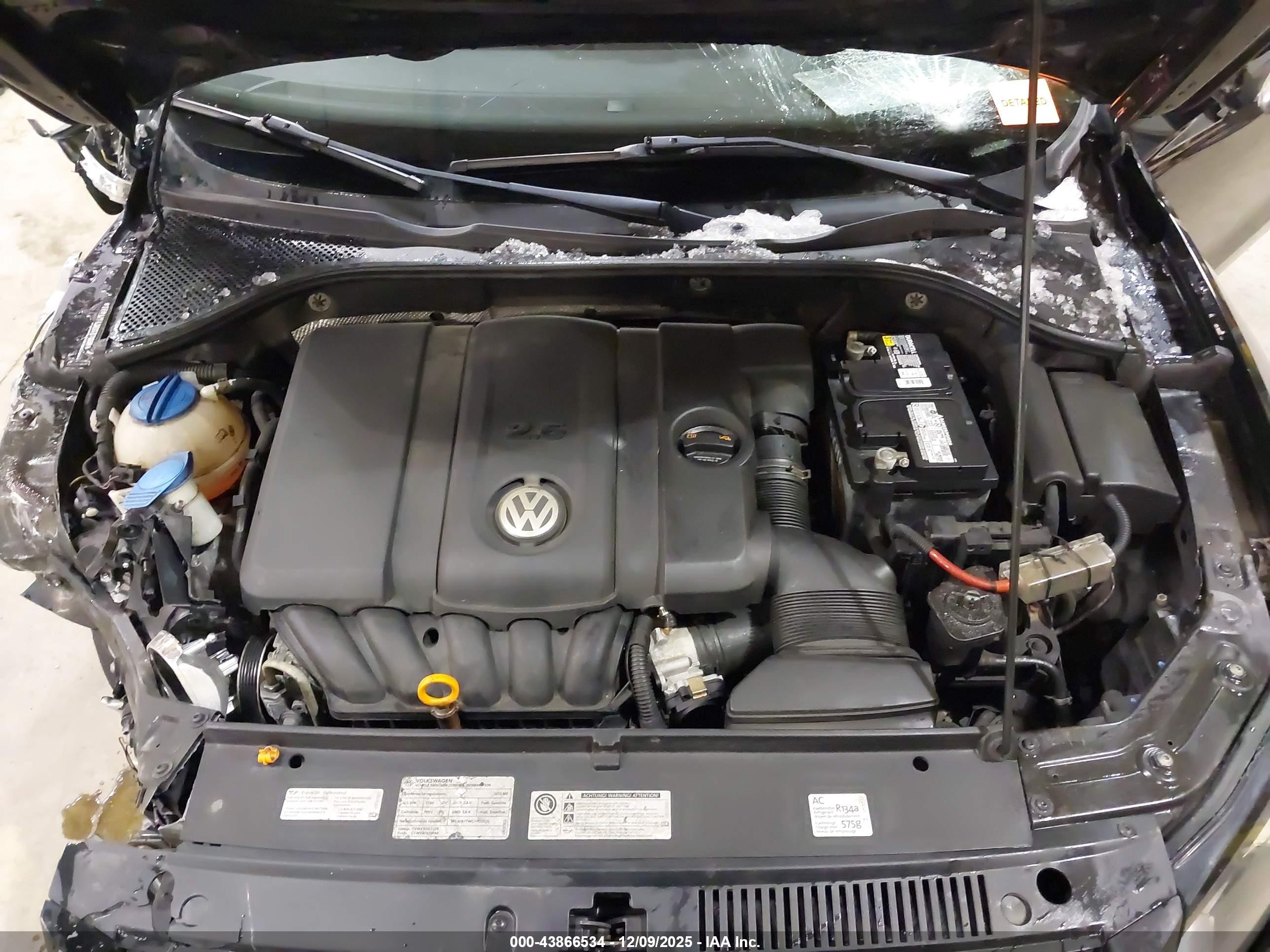 VOLKSWAGEN PASSAT image 10