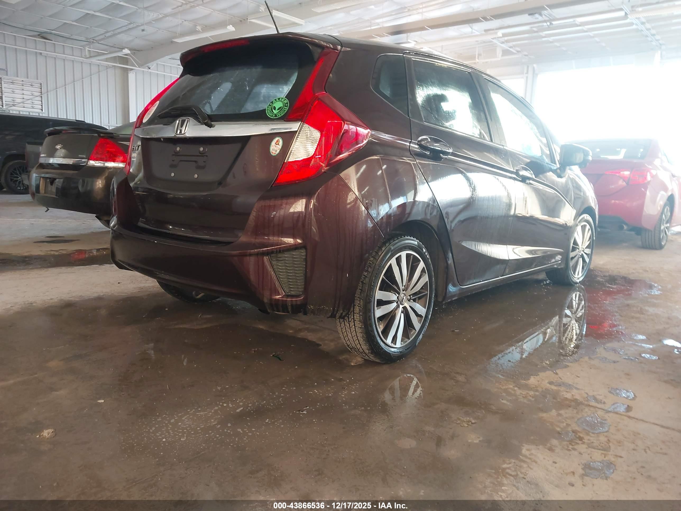 HONDA FIT image 4