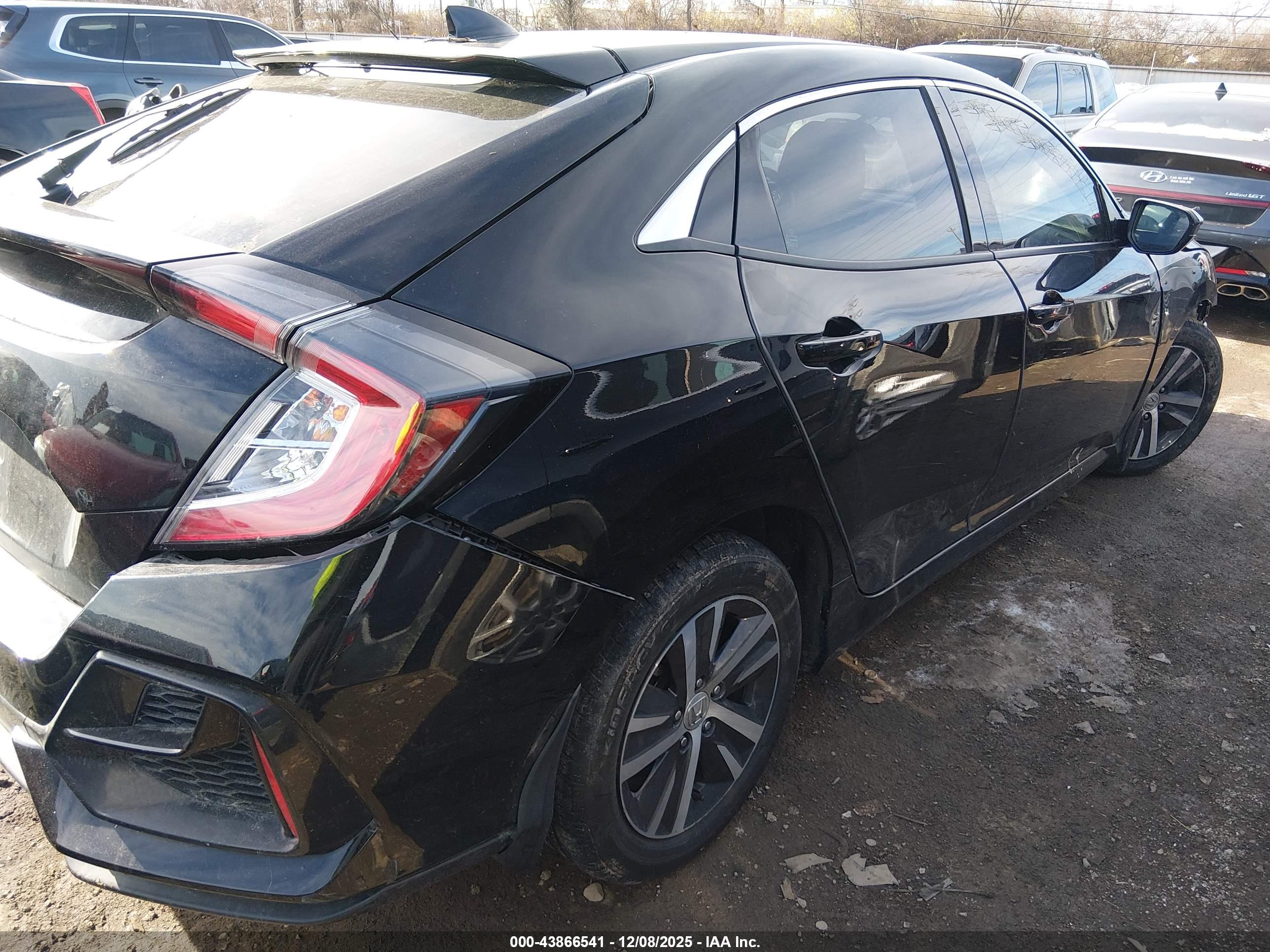 HONDA CIVIC image 4