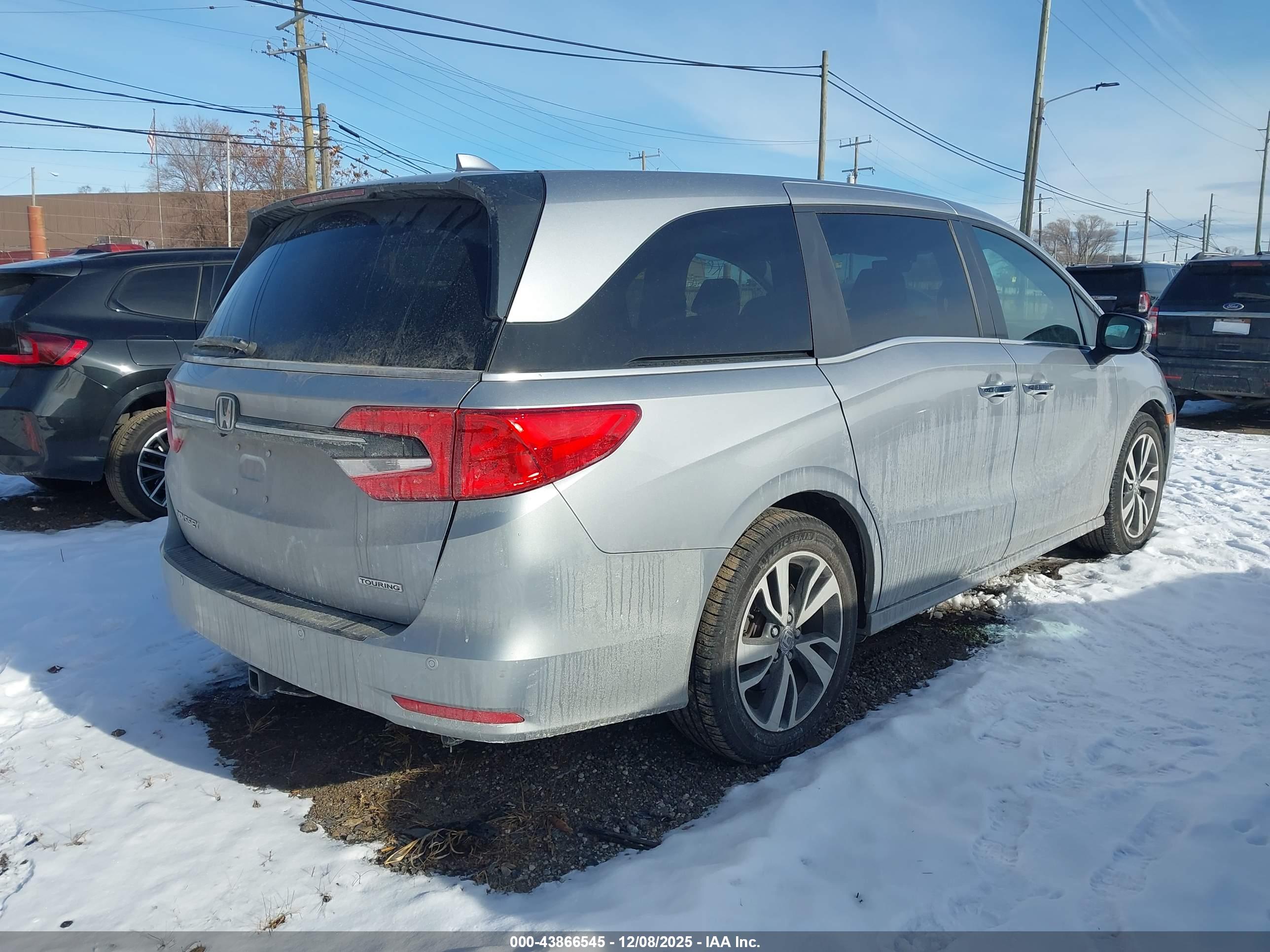 HONDA ODYSSEY image 4