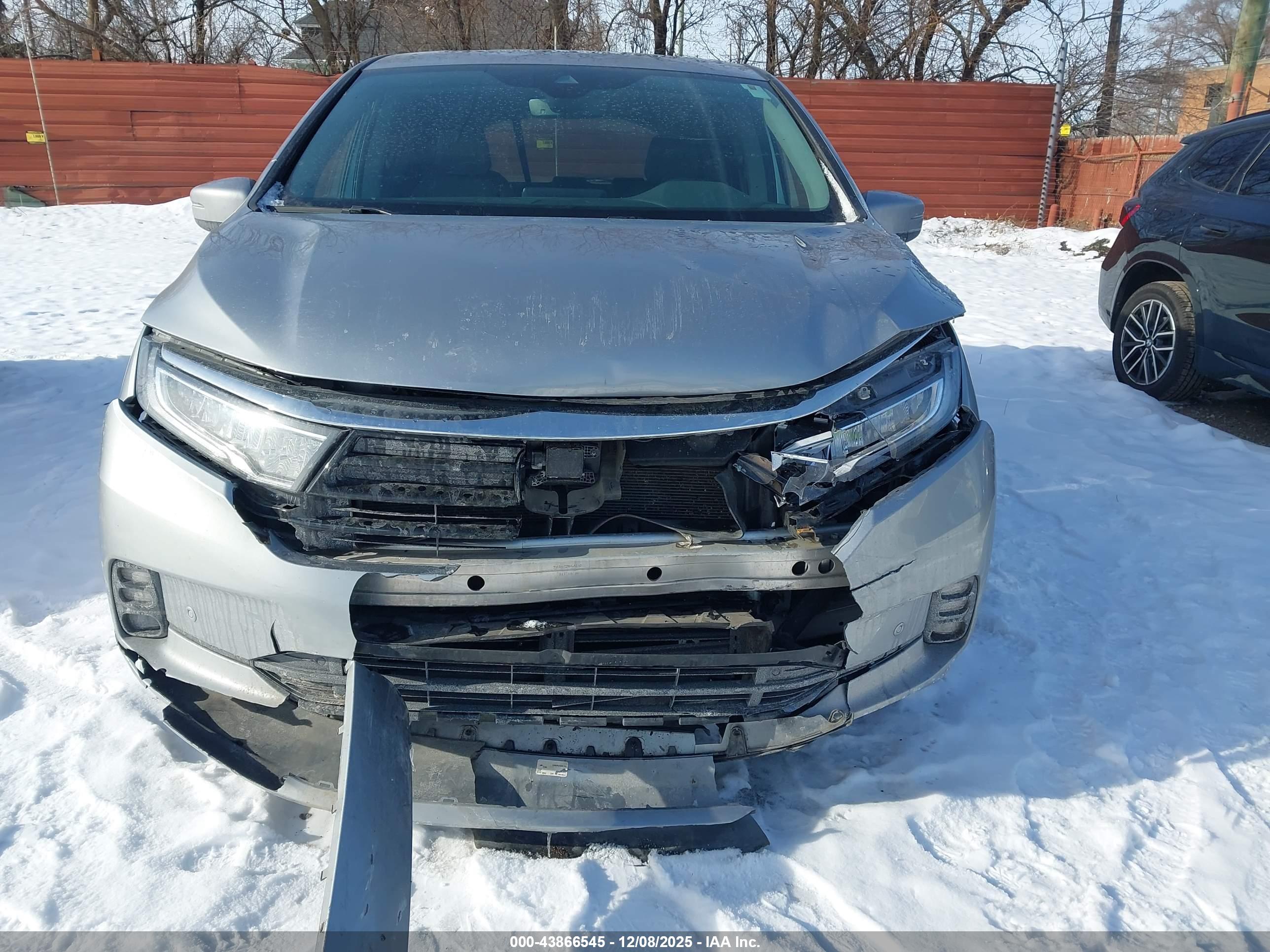 HONDA ODYSSEY image 6