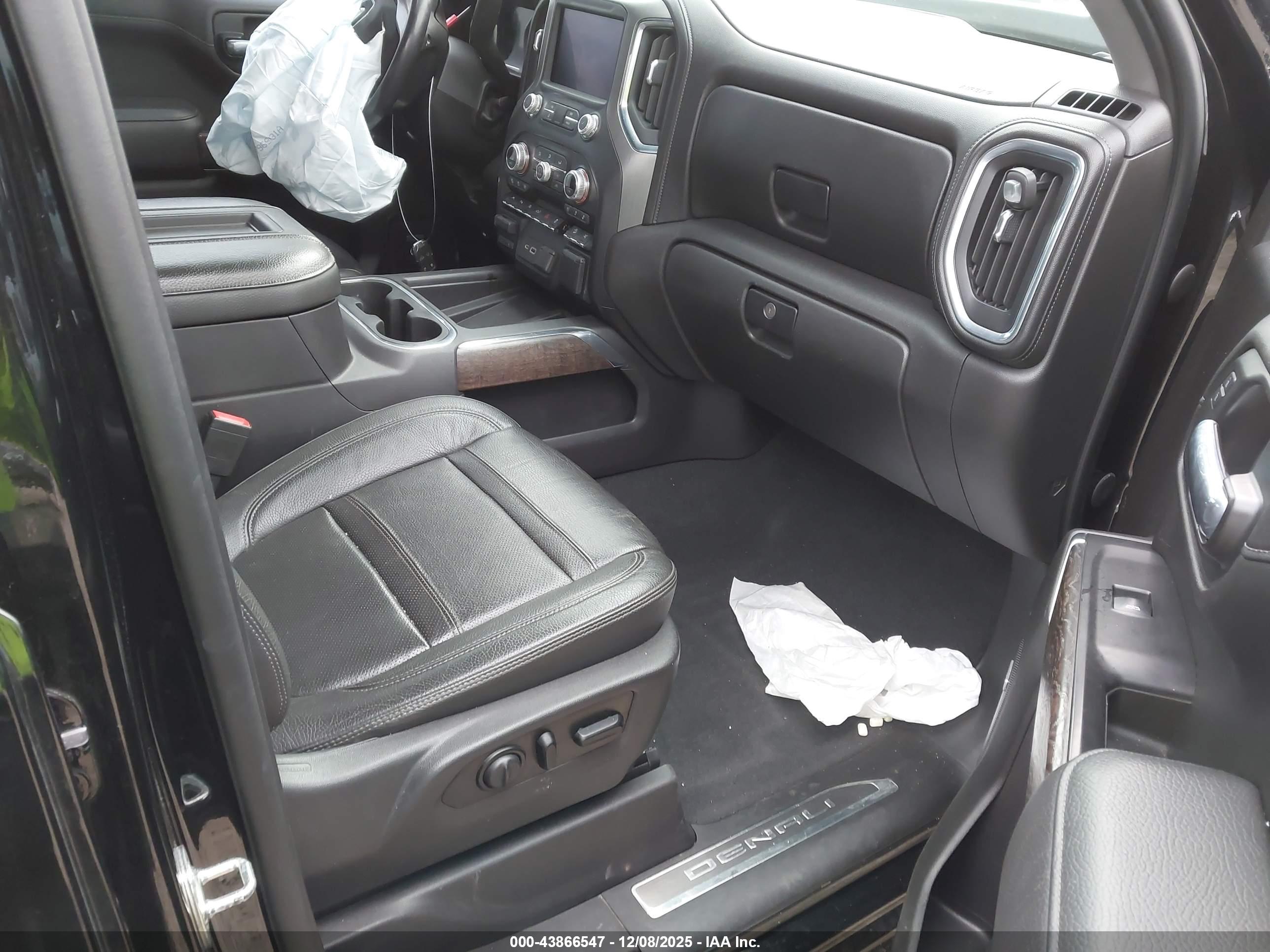 GMC SIERRA image 5