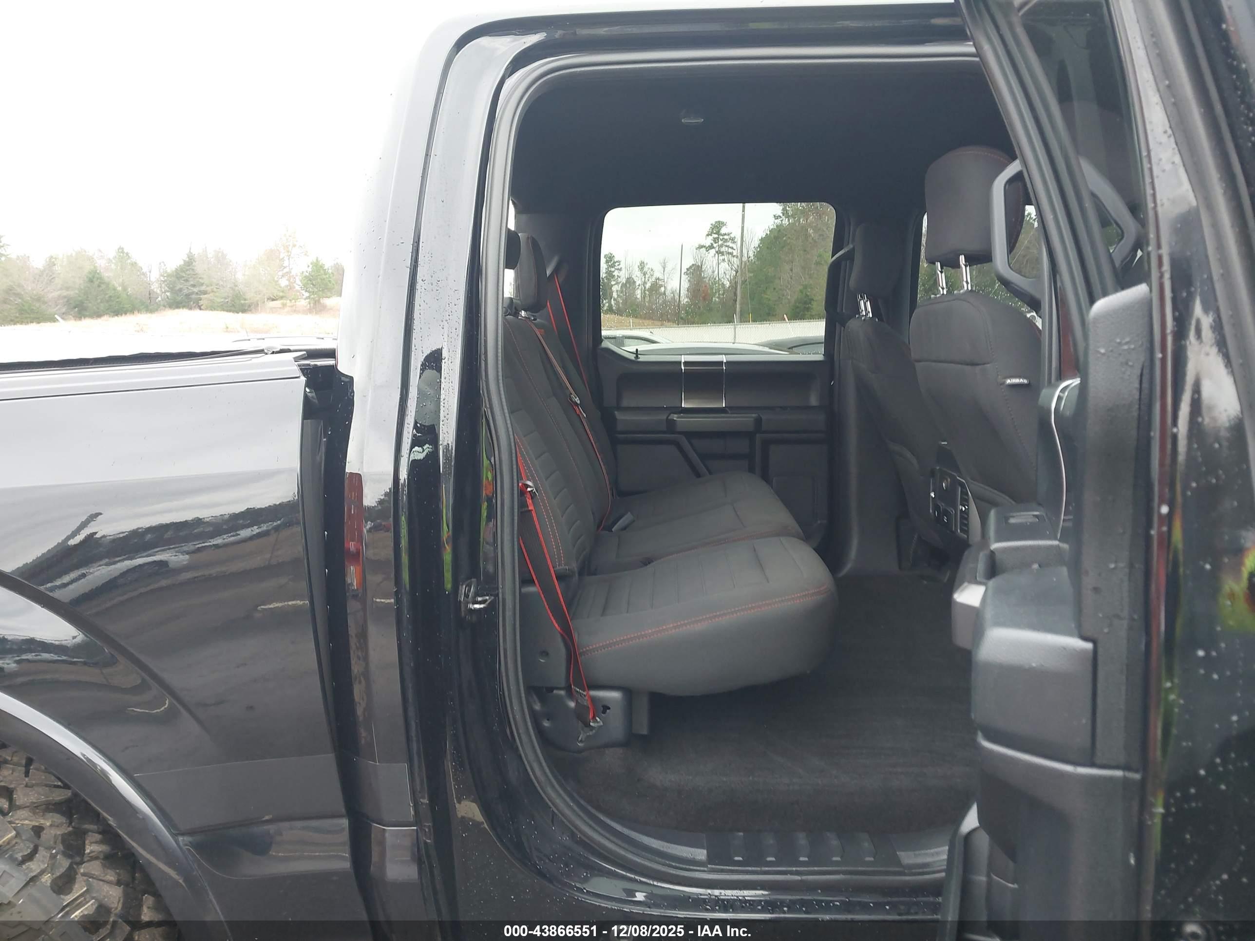 FORD F-150 image 8