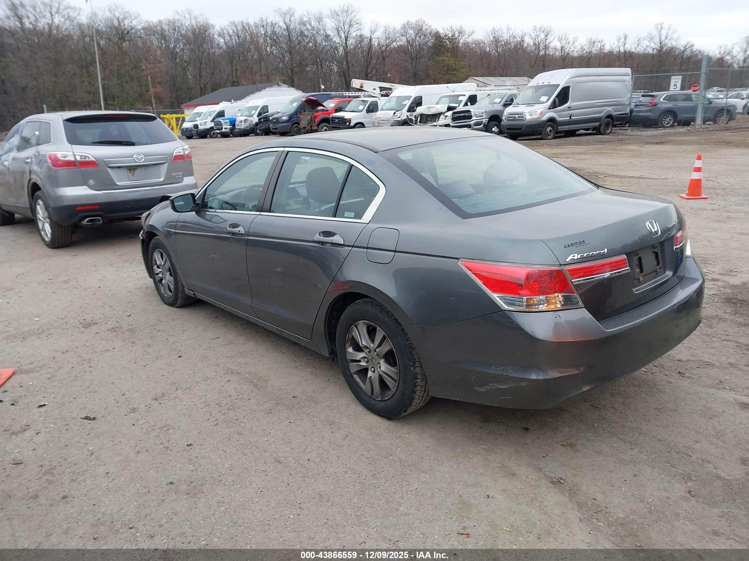 HONDA ACCORD image 3