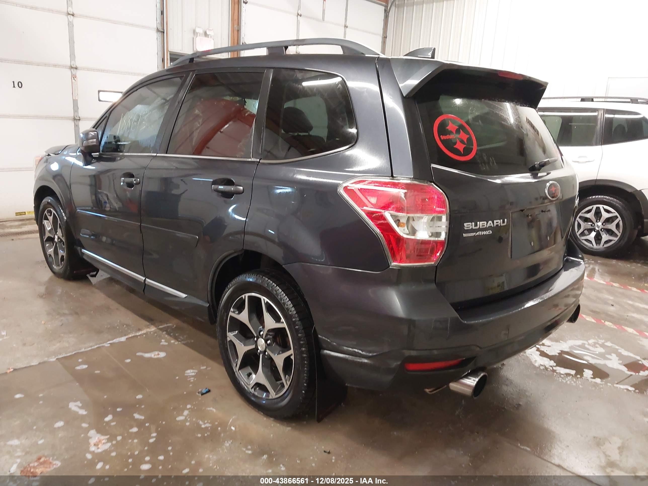 SUBARU FORESTER image 3