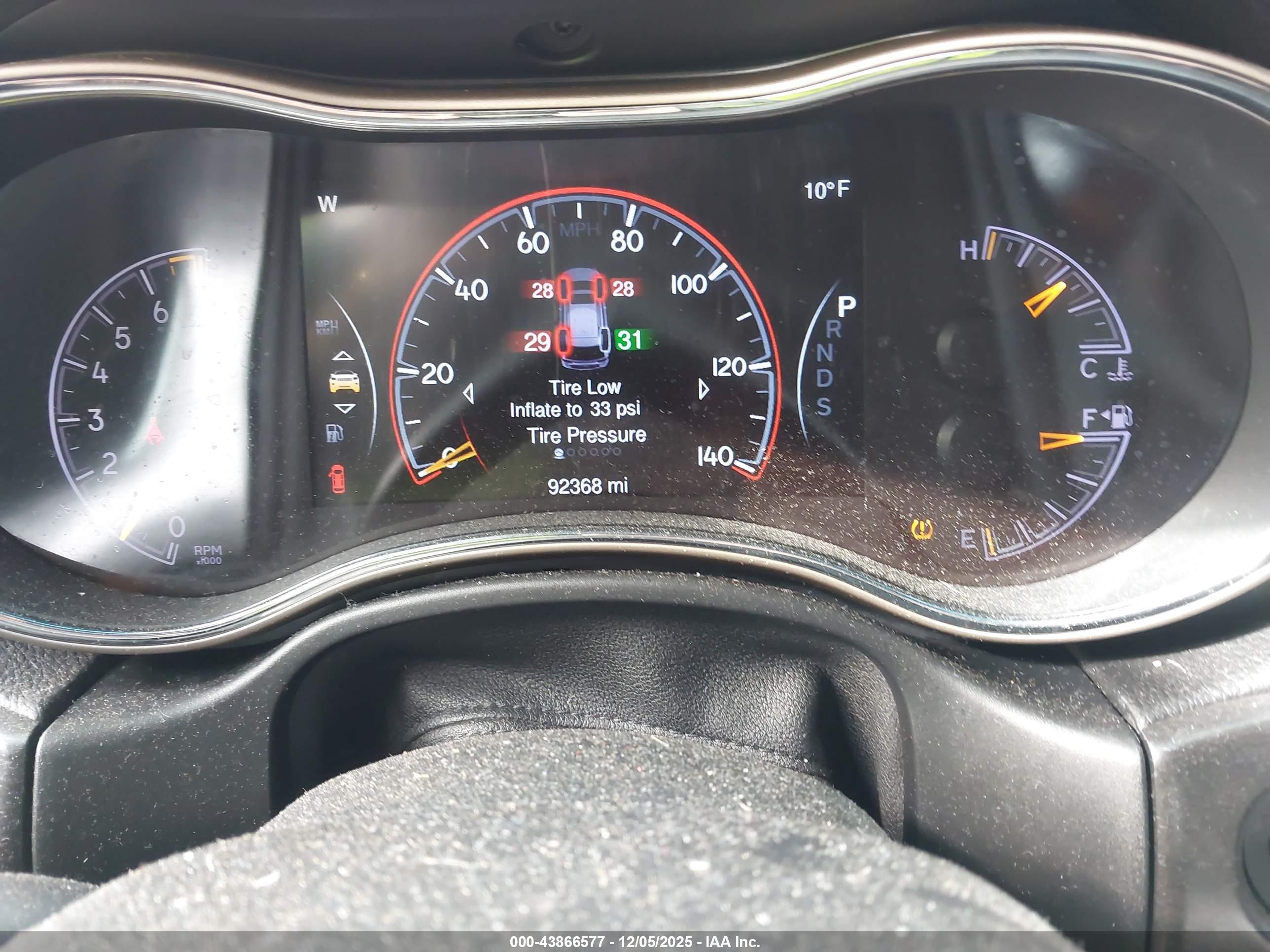 JEEP GRAND image 7