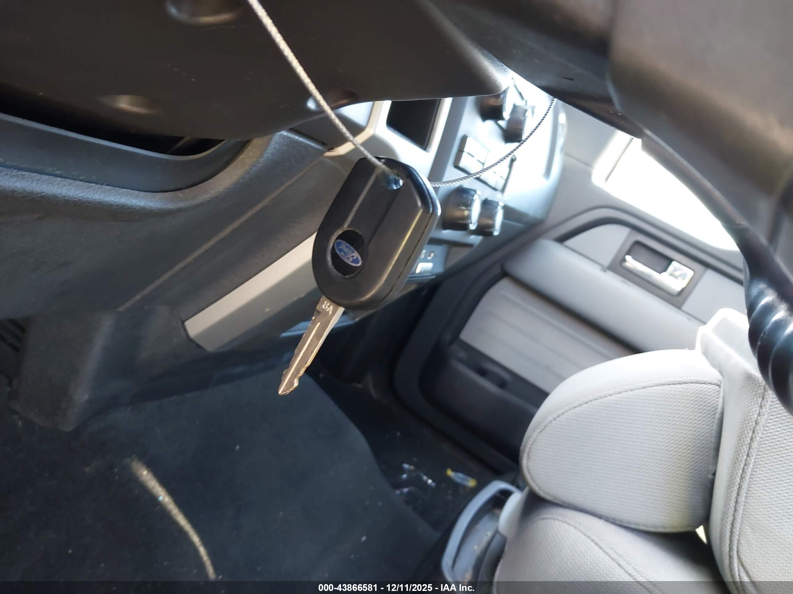 FORD F-150 image 11