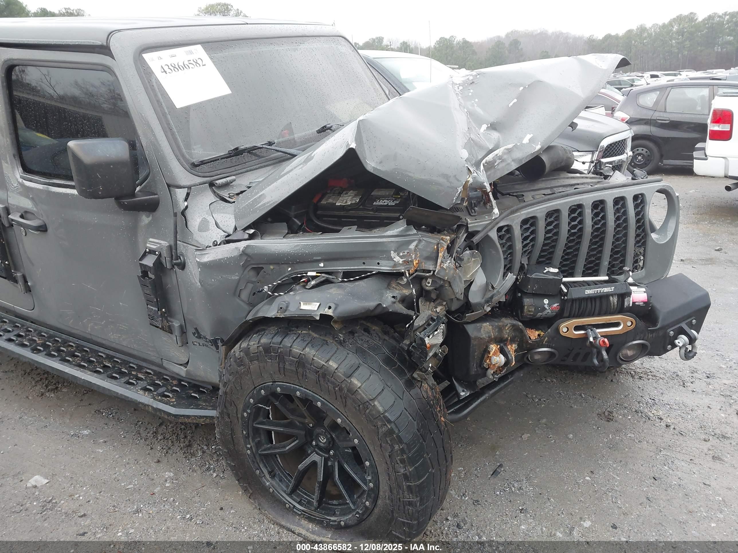 JEEP GLADIATOR image 6