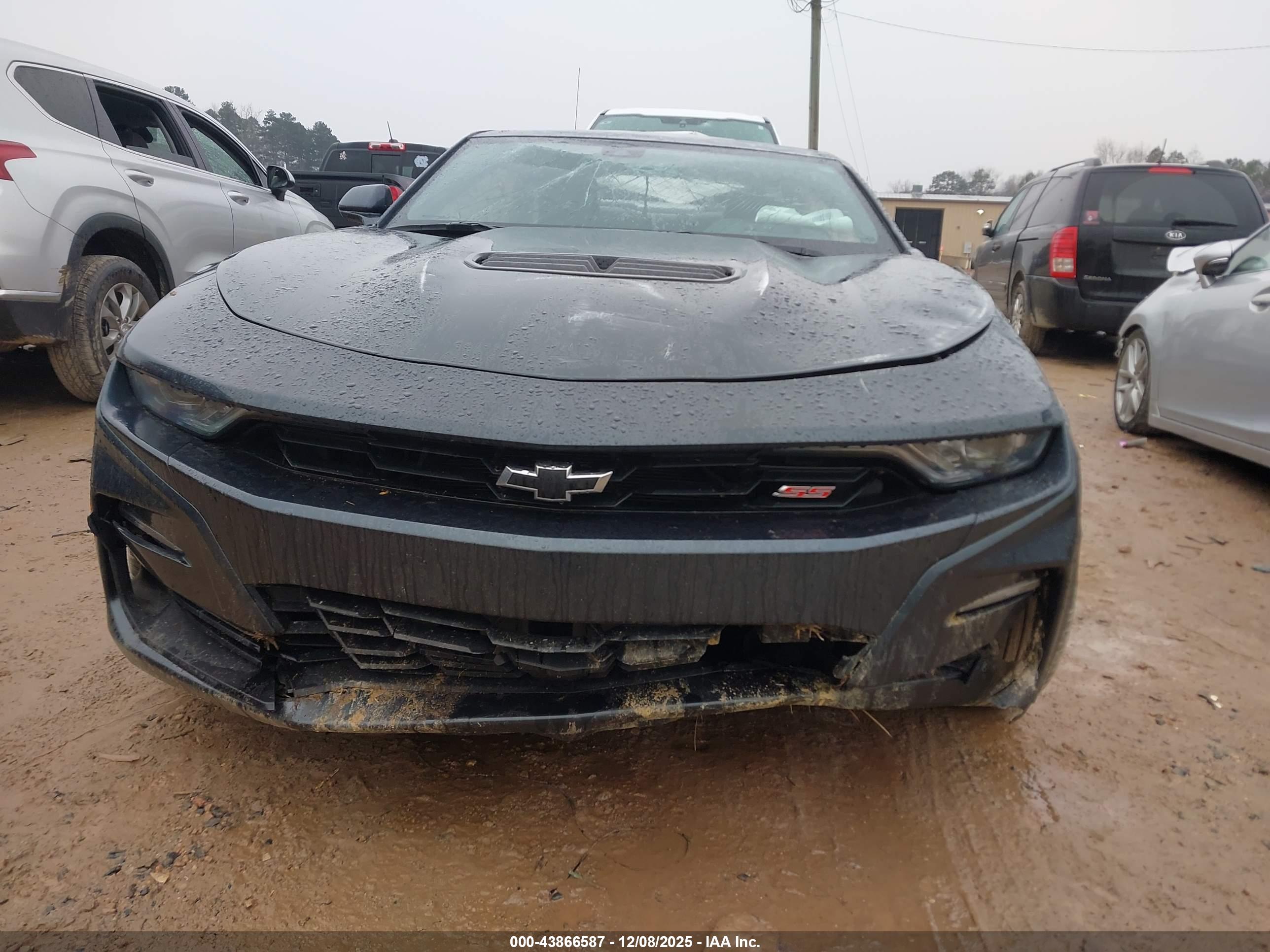 CHEVROLET CAMARO image 6