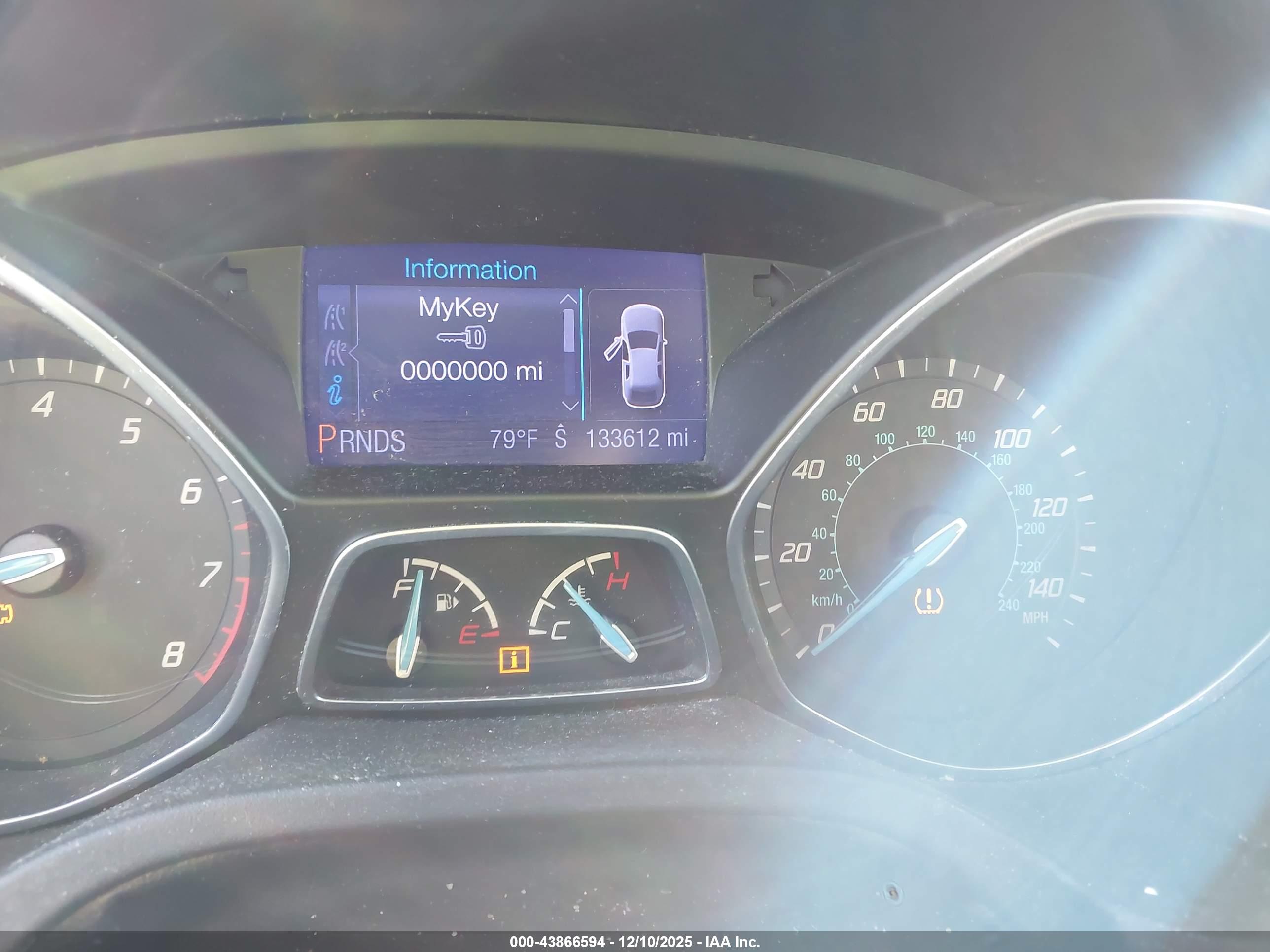 FORD FOCUS image 7