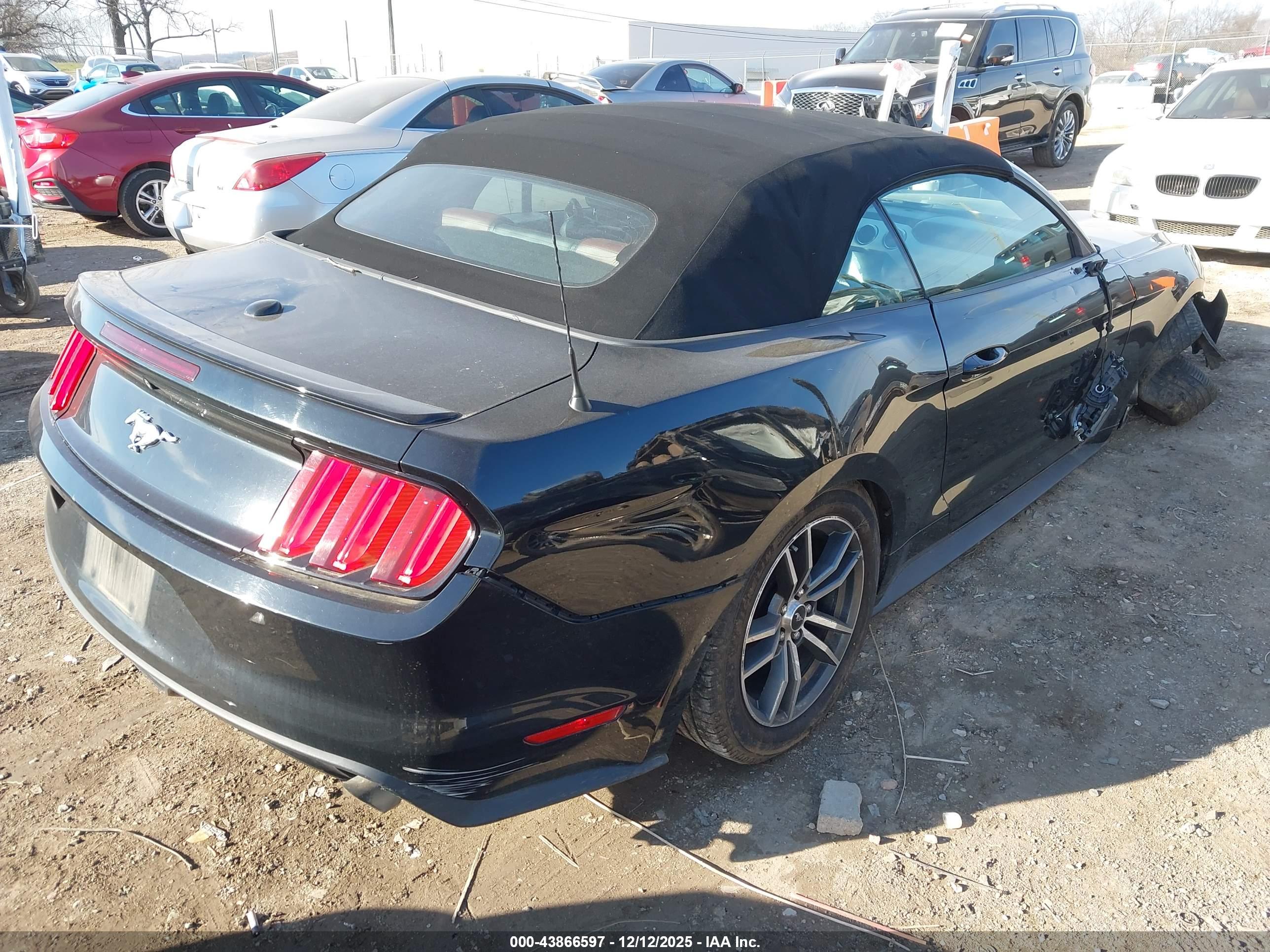 FORD MUSTANG image 4