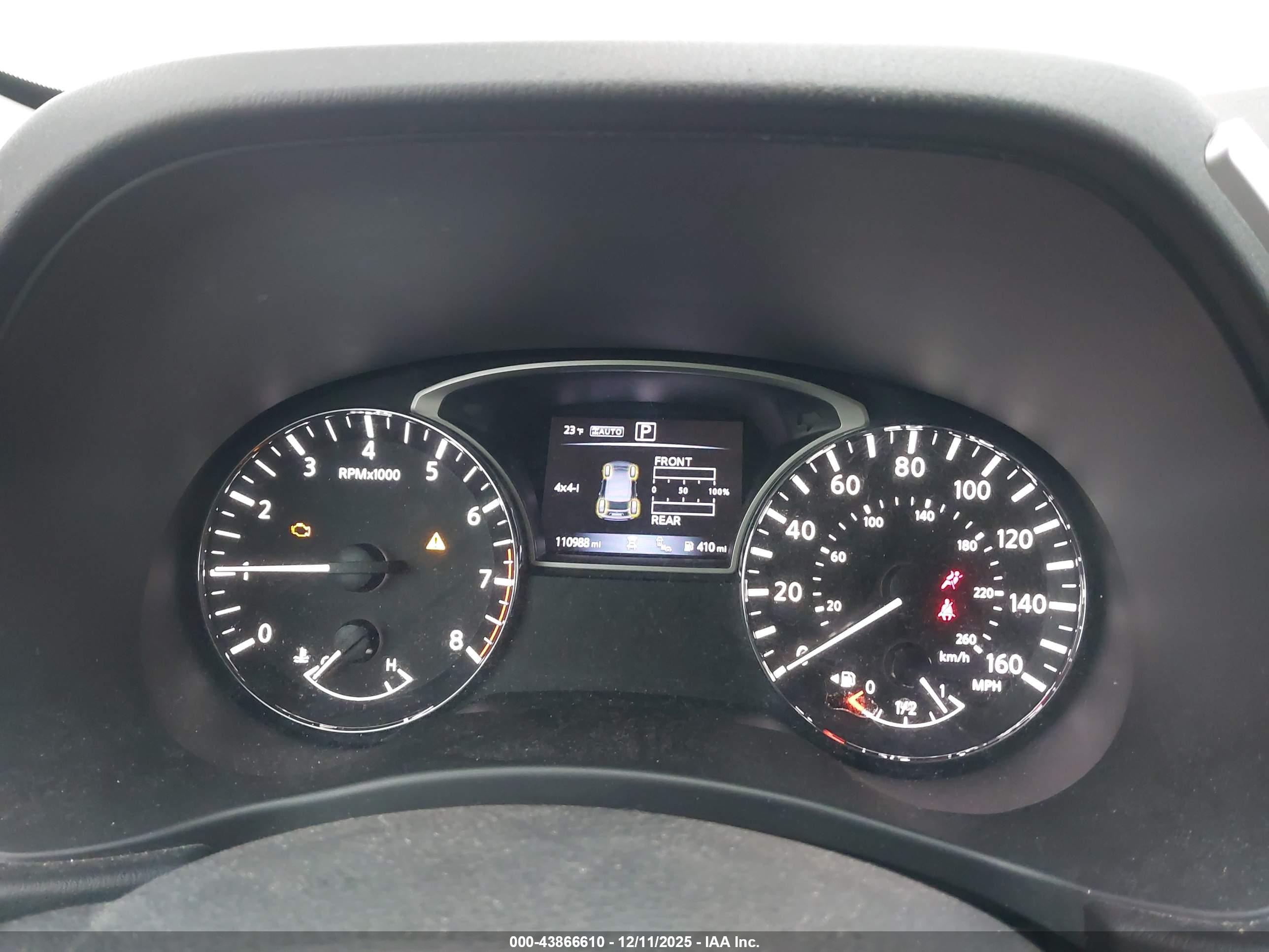 NISSAN PATHFINDER image 7