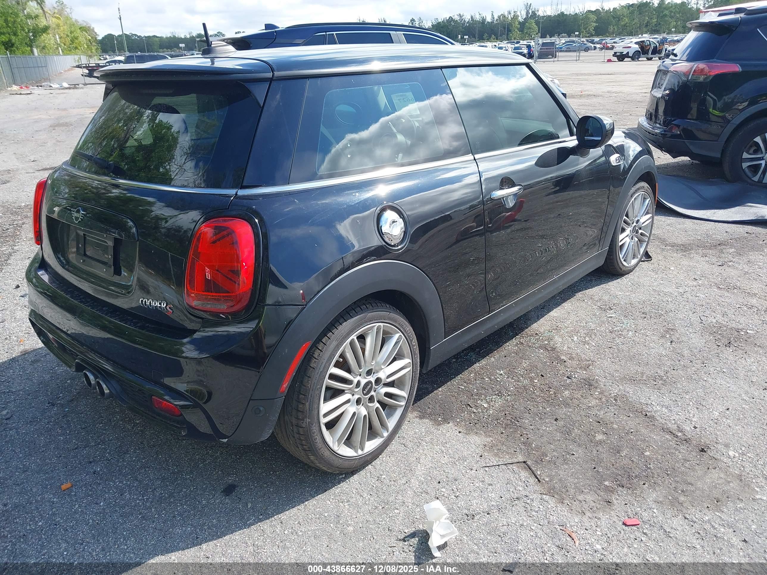 MINI HARDTOP image 4
