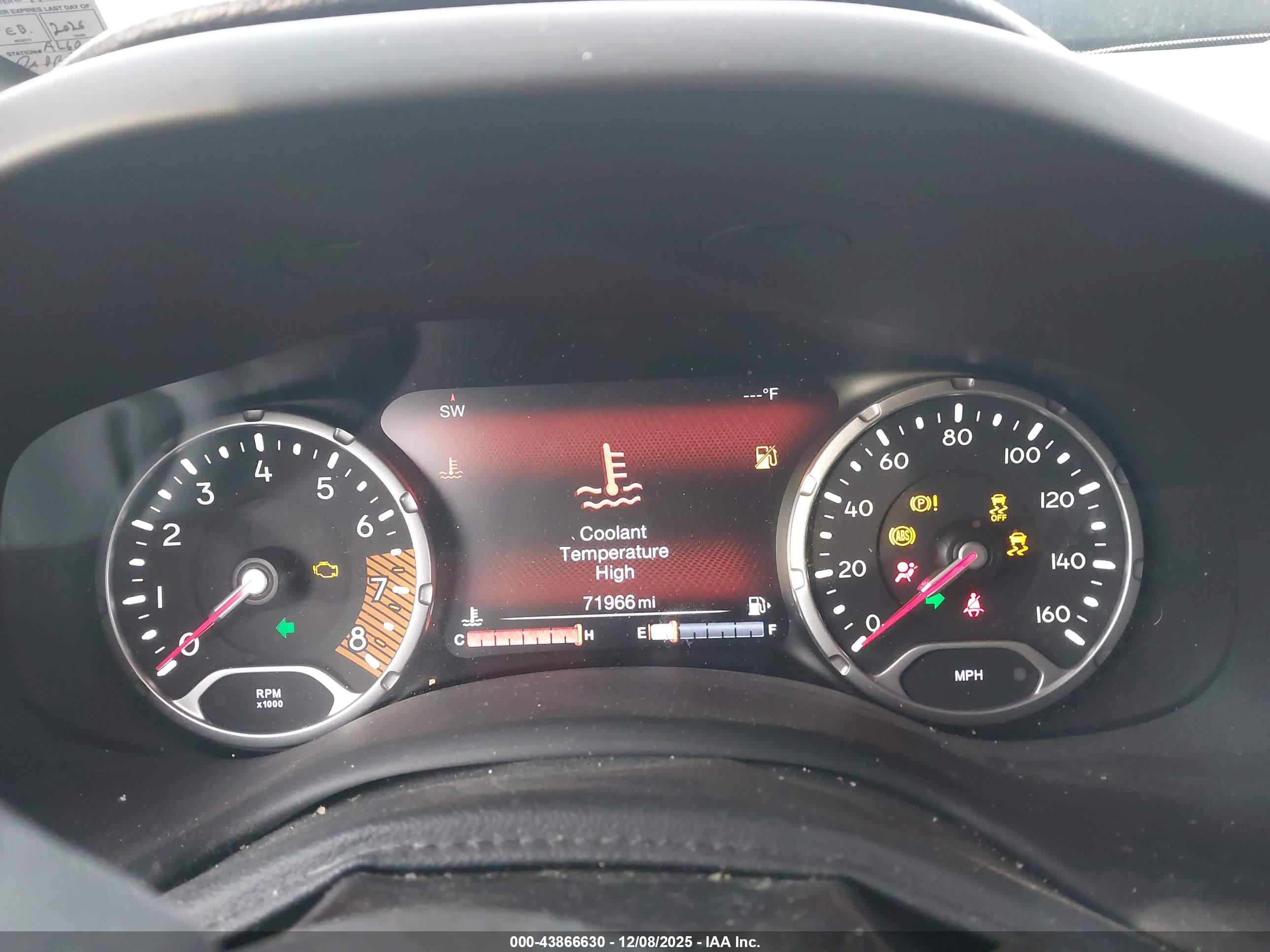 JEEP RENEGADE image 7