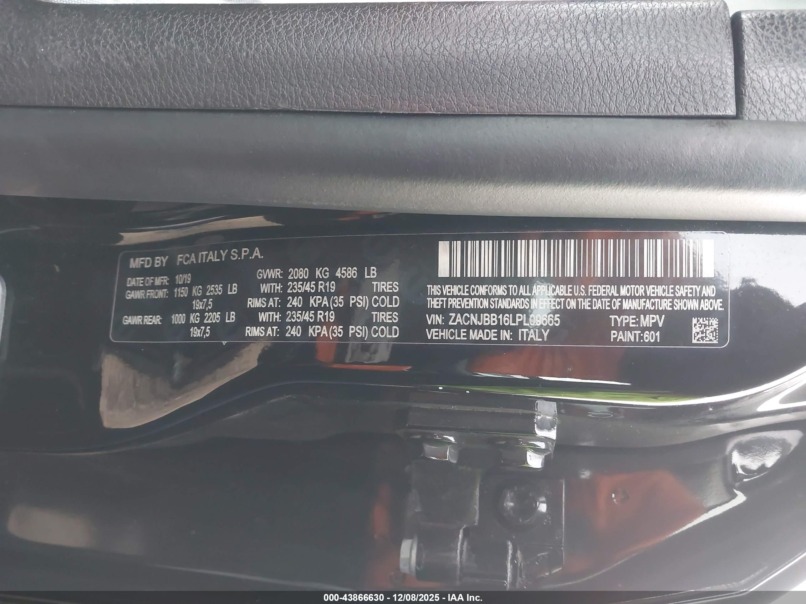 JEEP RENEGADE image 9