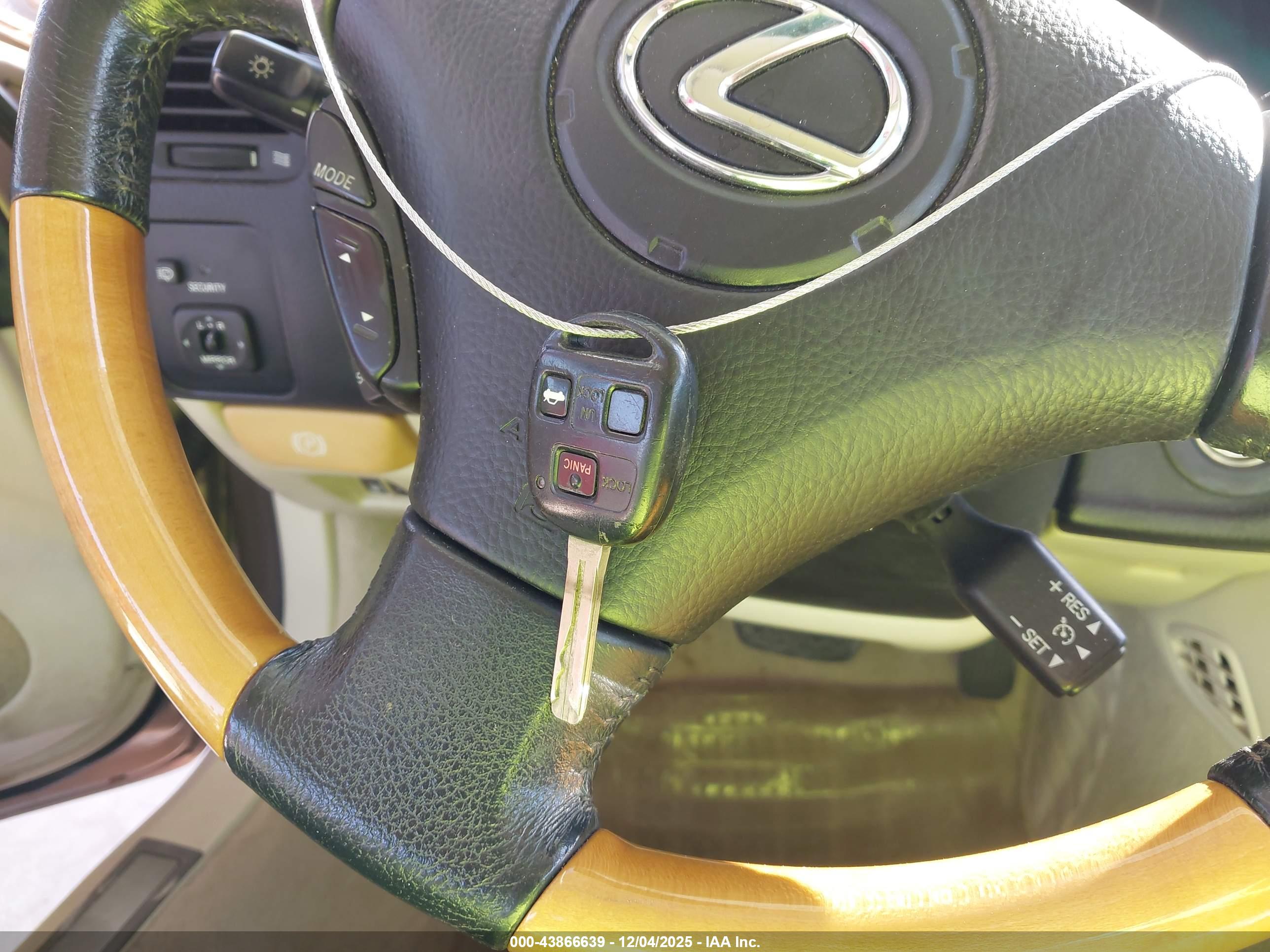 LEXUS SC image 11