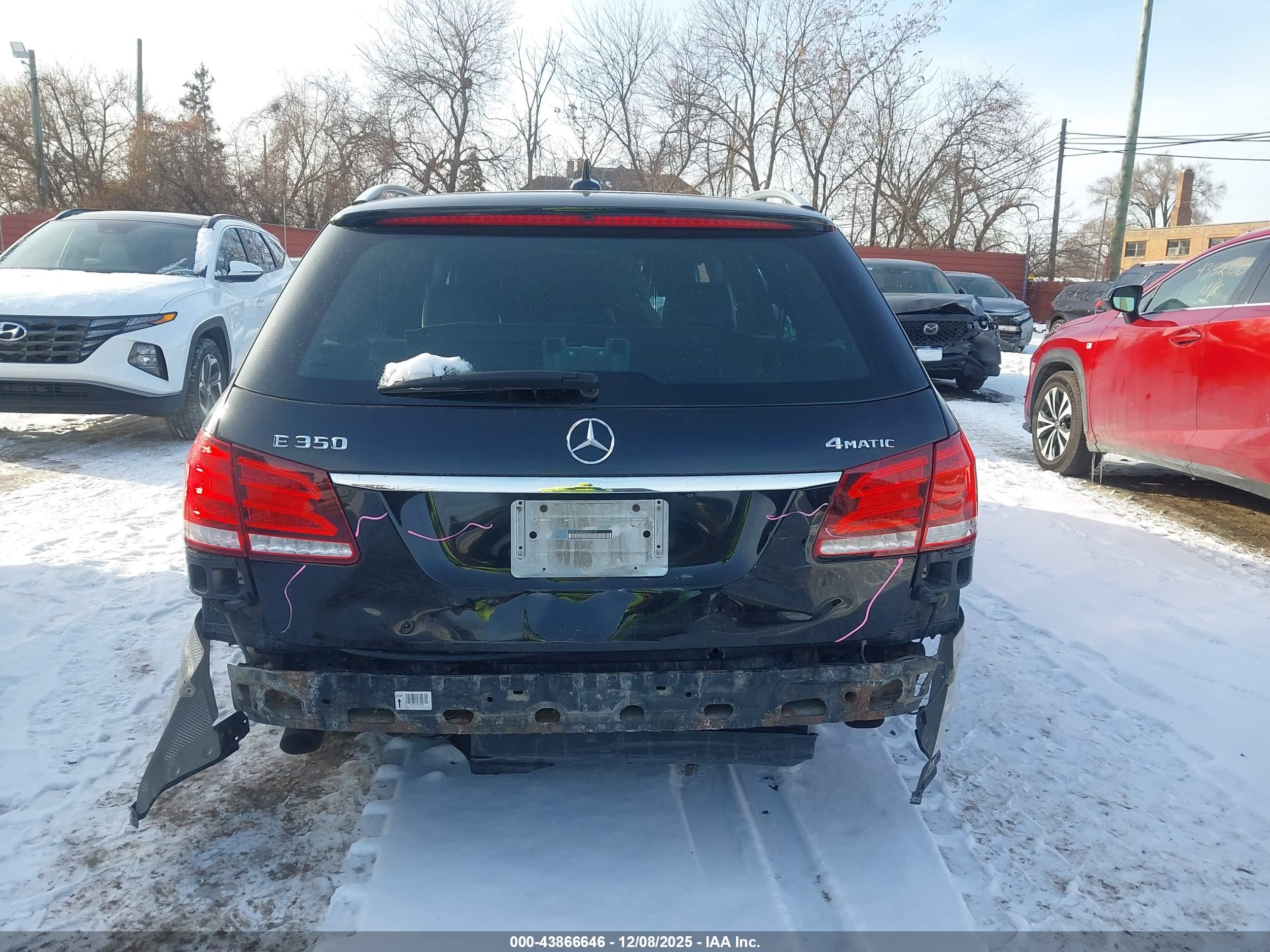 MERCEDES-BENZ E image 6