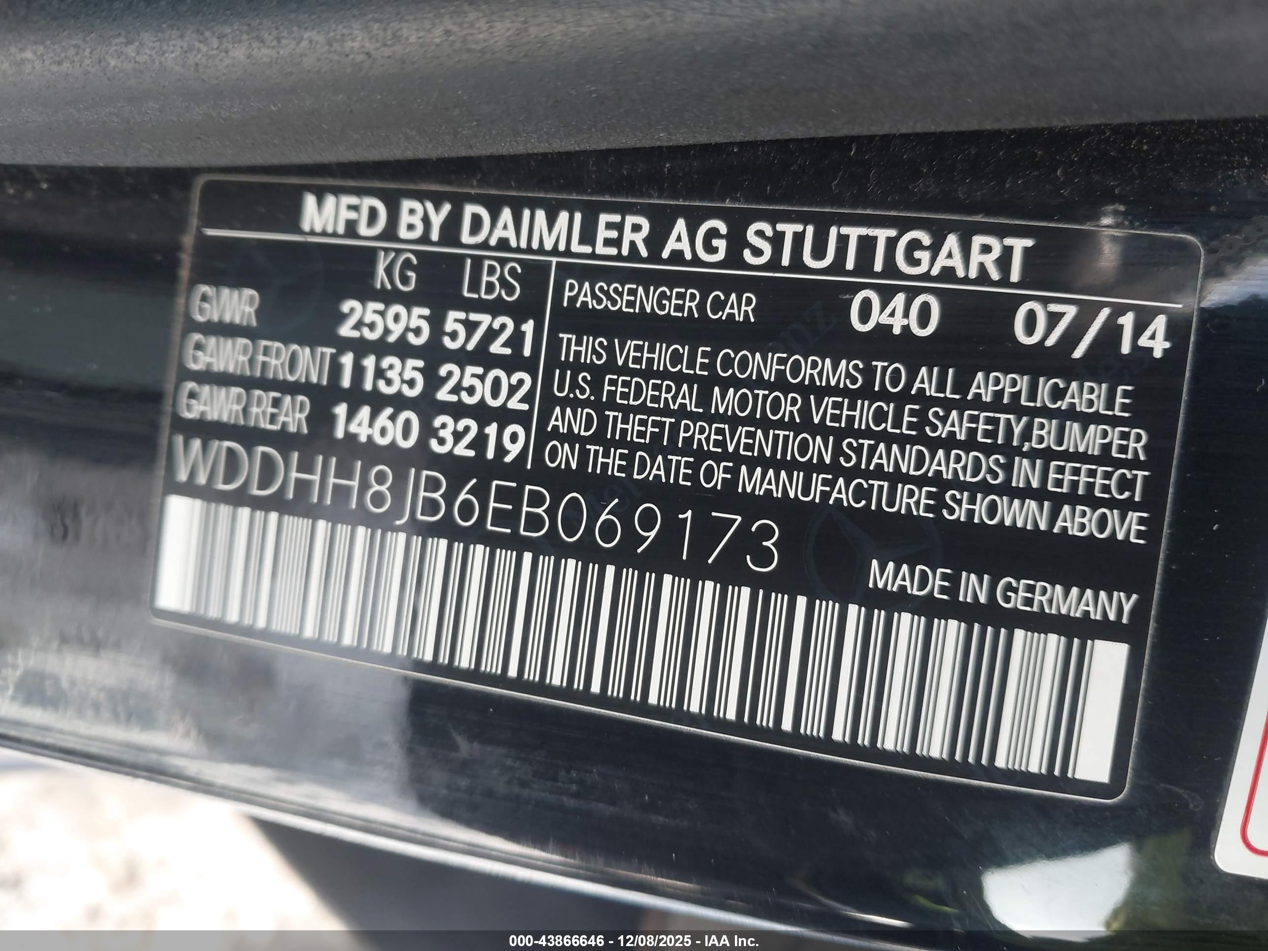 MERCEDES-BENZ E image 9