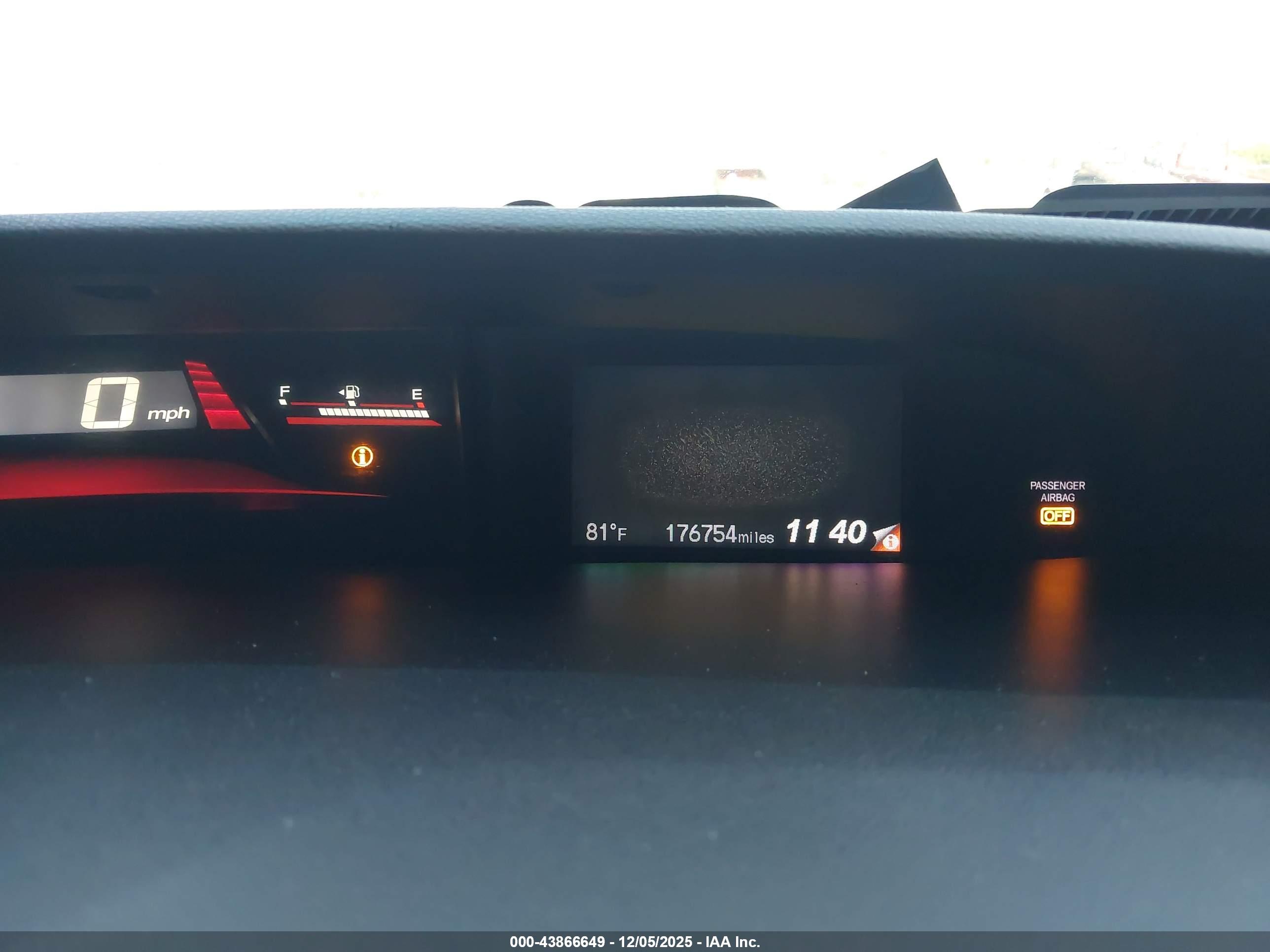HONDA CIVIC image 7